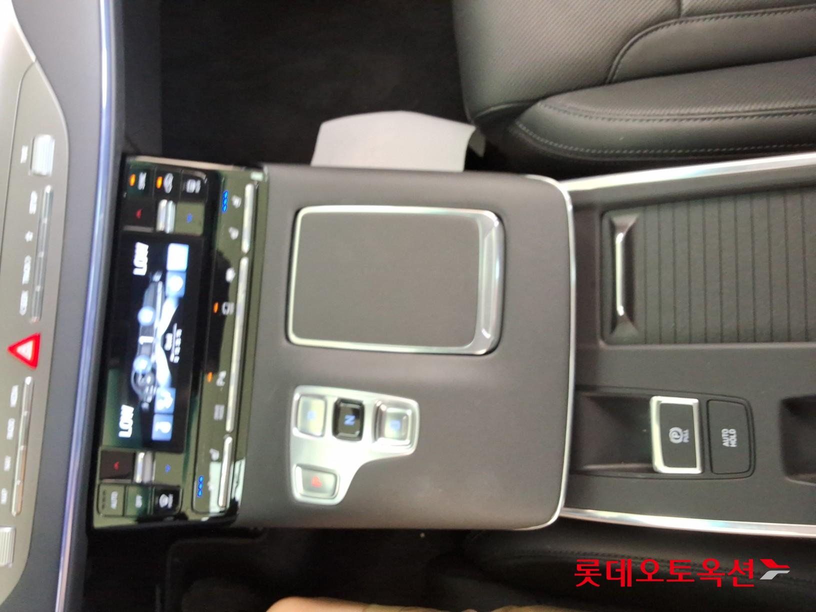 2022 - hyundai grandeur