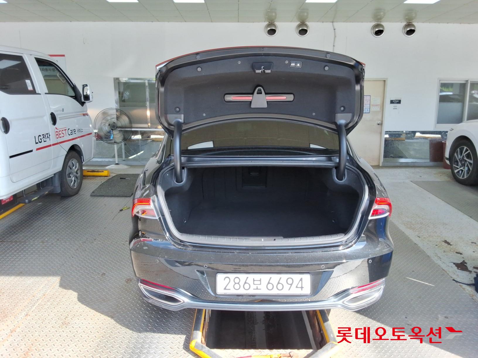 2022 - hyundai grandeur
