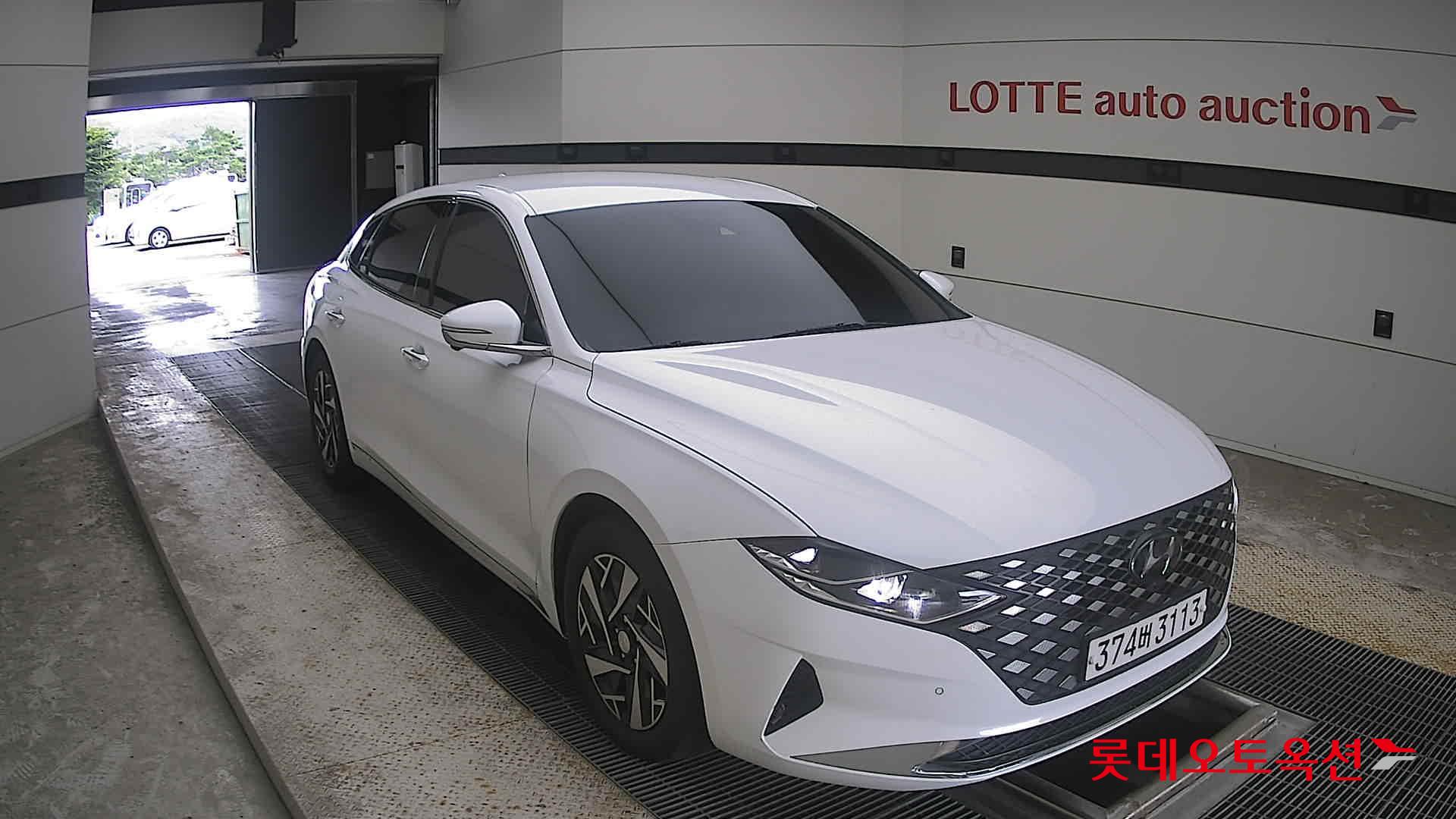 2022 - hyundai grandeur