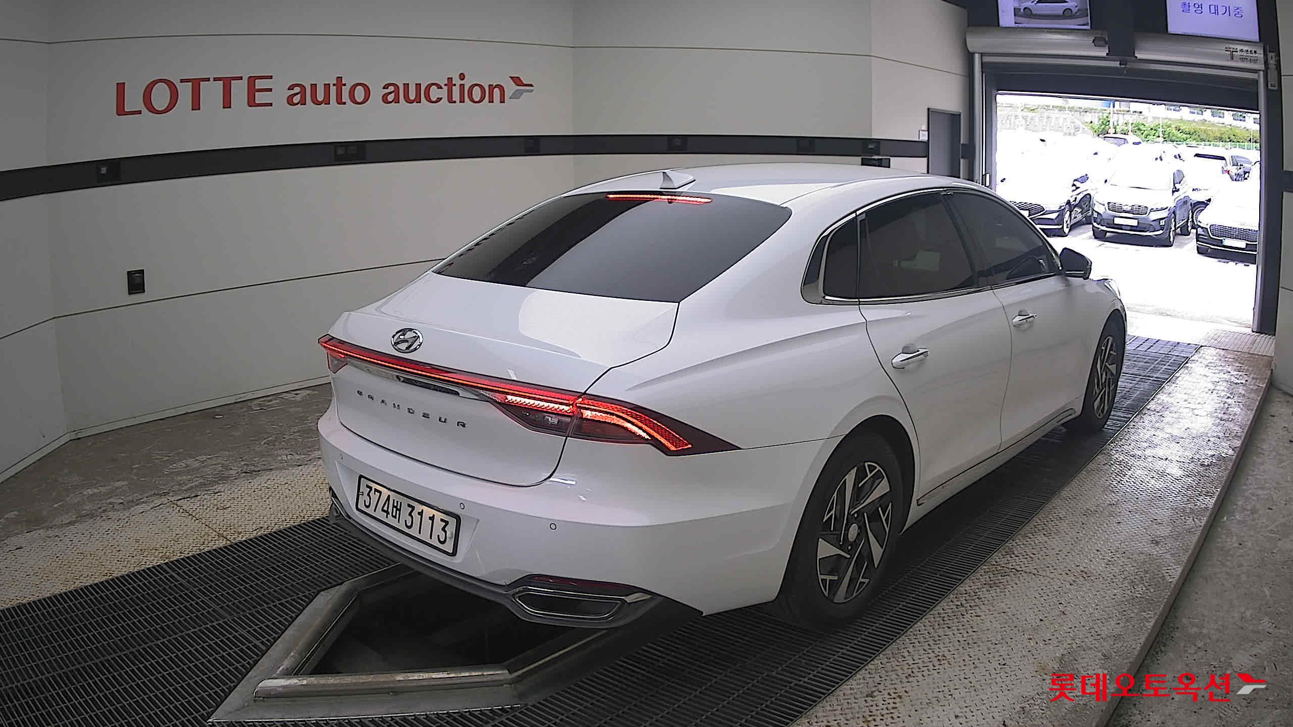 2022 - hyundai grandeur