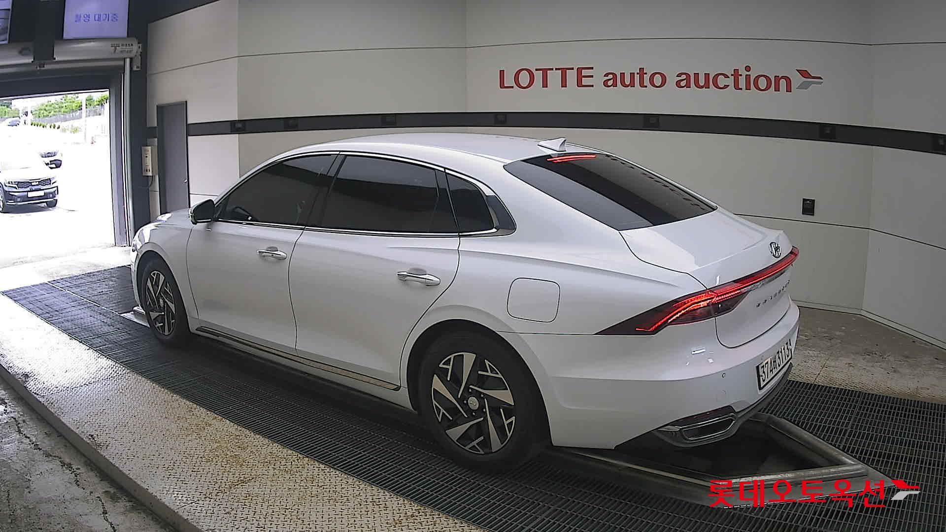 2022 - hyundai grandeur