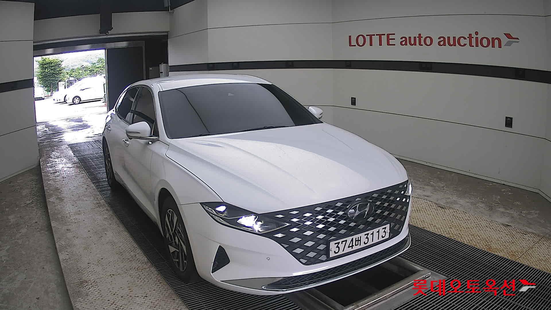 2022 - hyundai grandeur