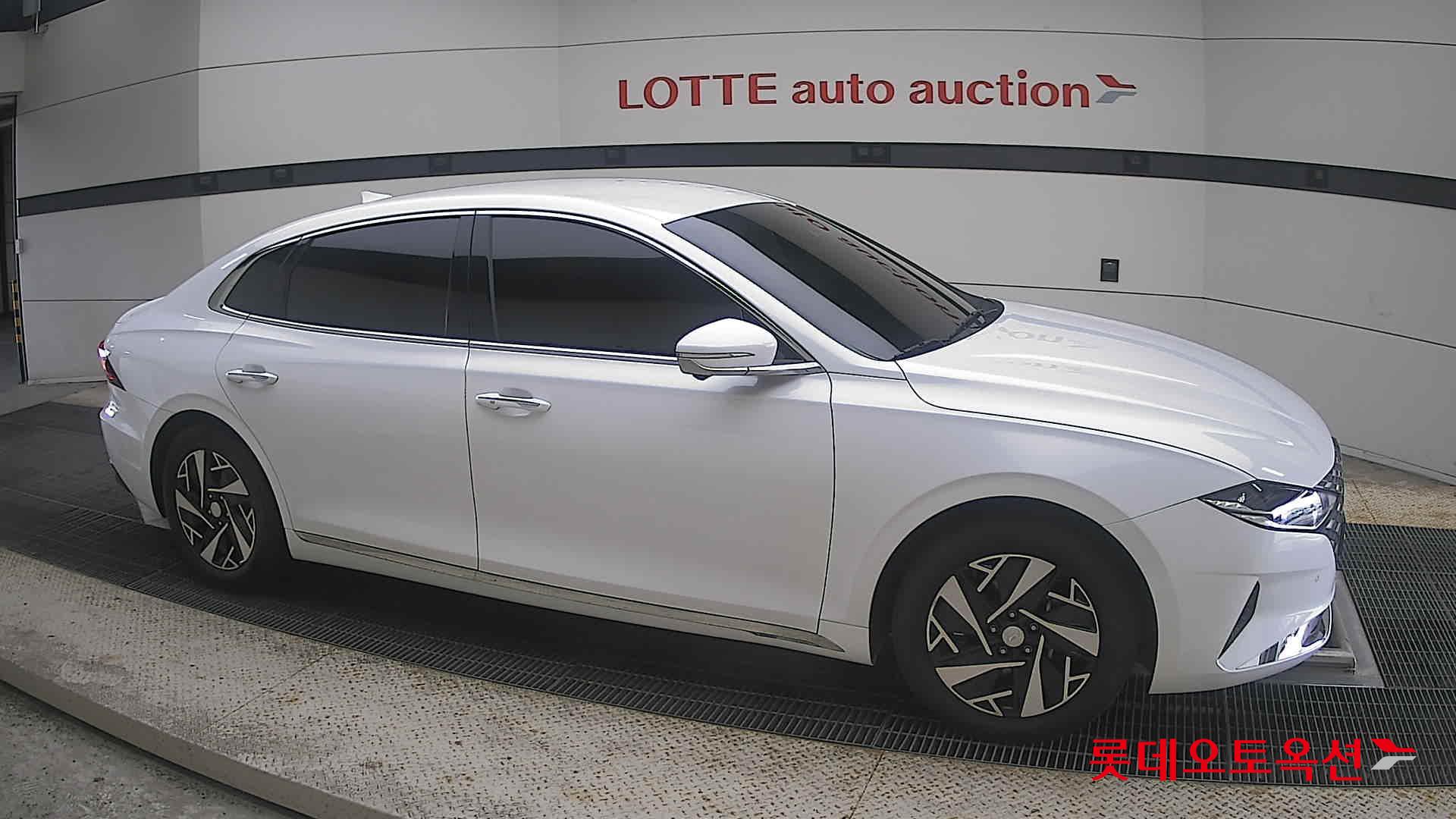 2022 - hyundai grandeur