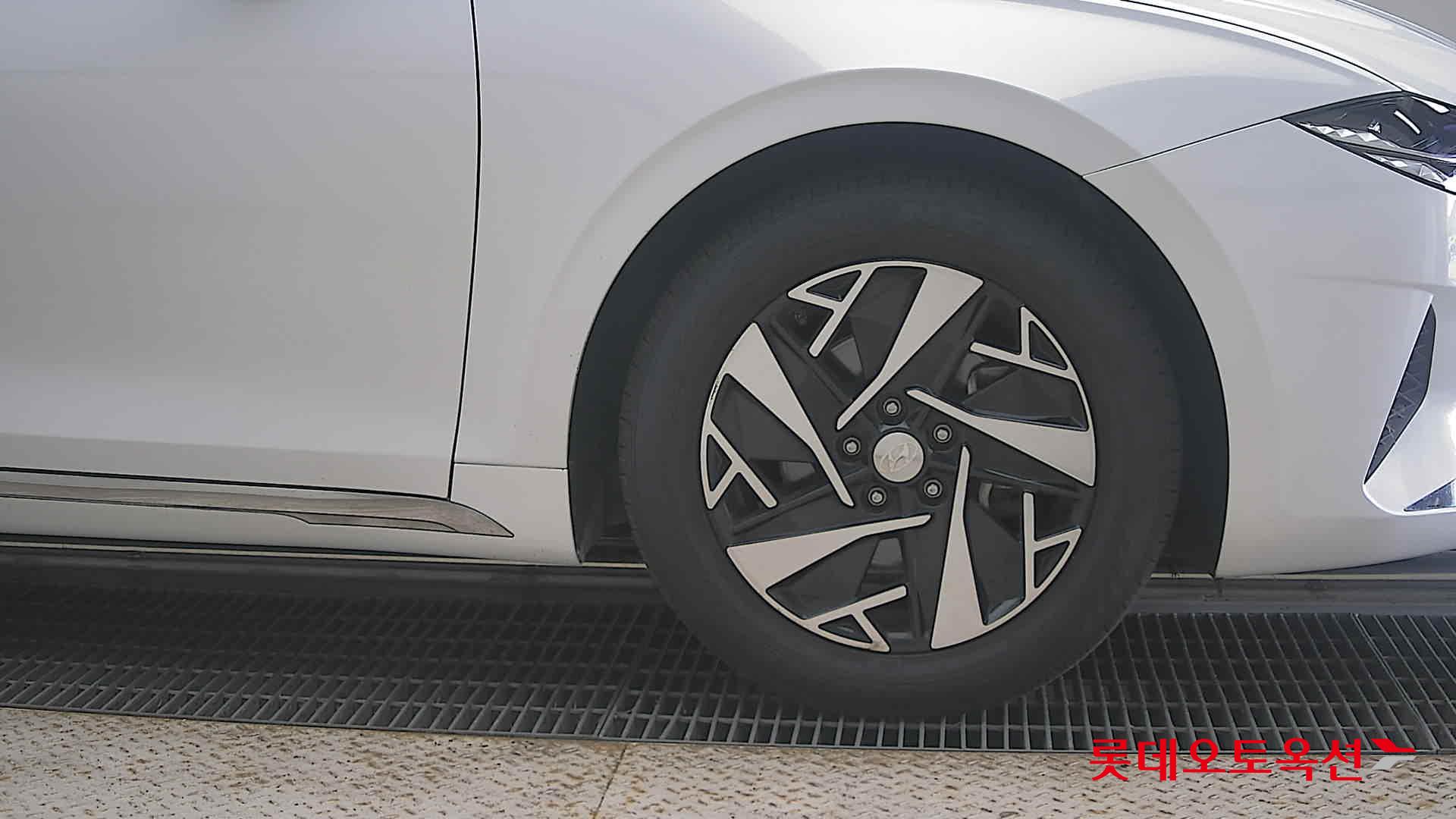 2022 - hyundai grandeur