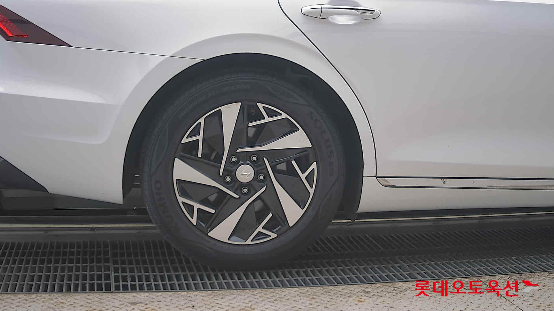 2022 - hyundai grandeur
