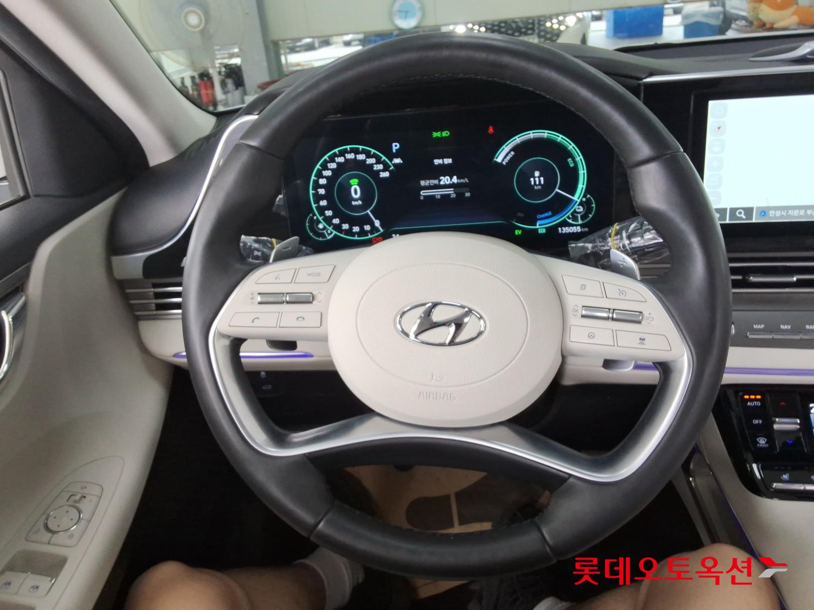 2022 - hyundai grandeur