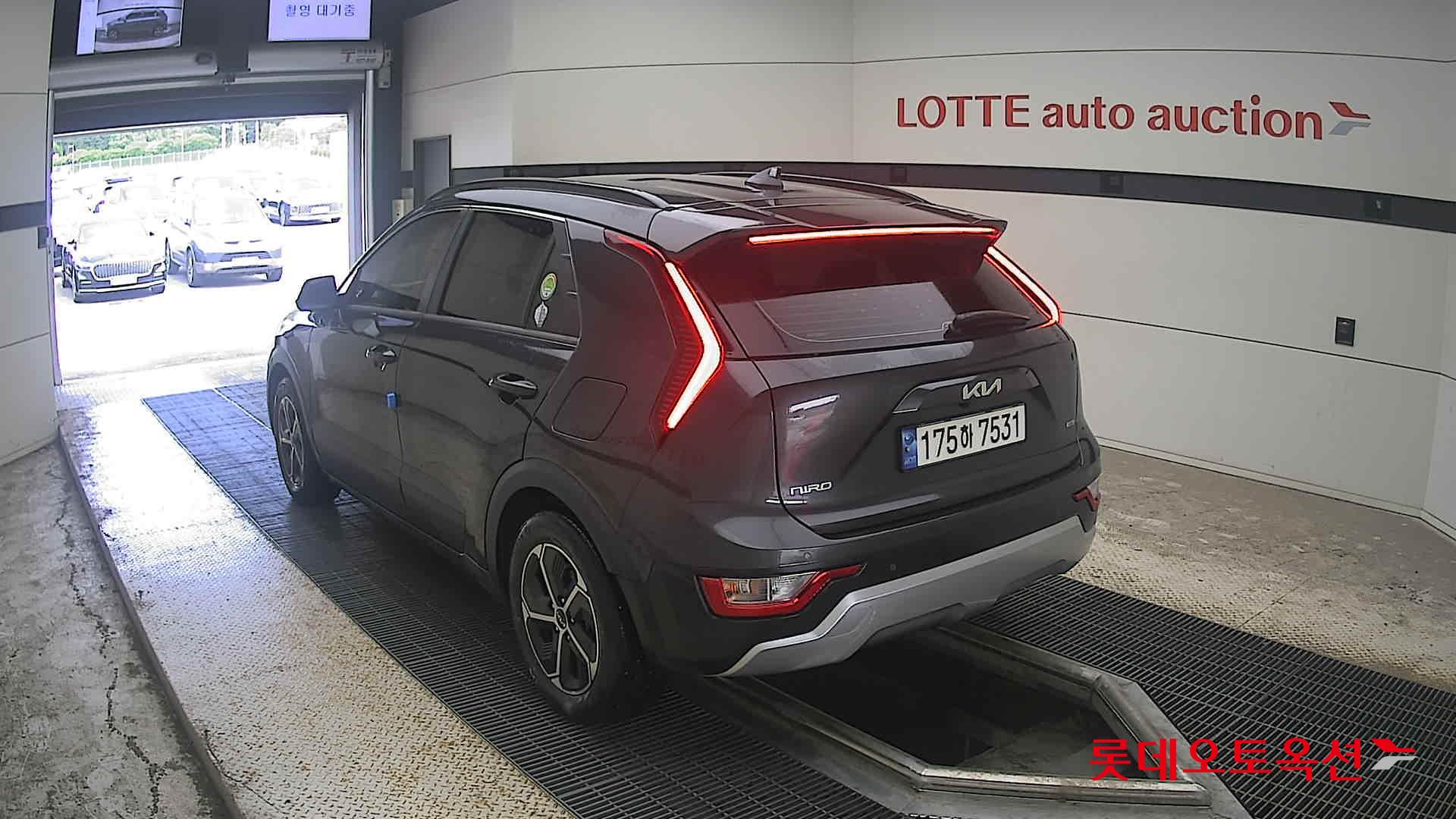 2024 - kia niro