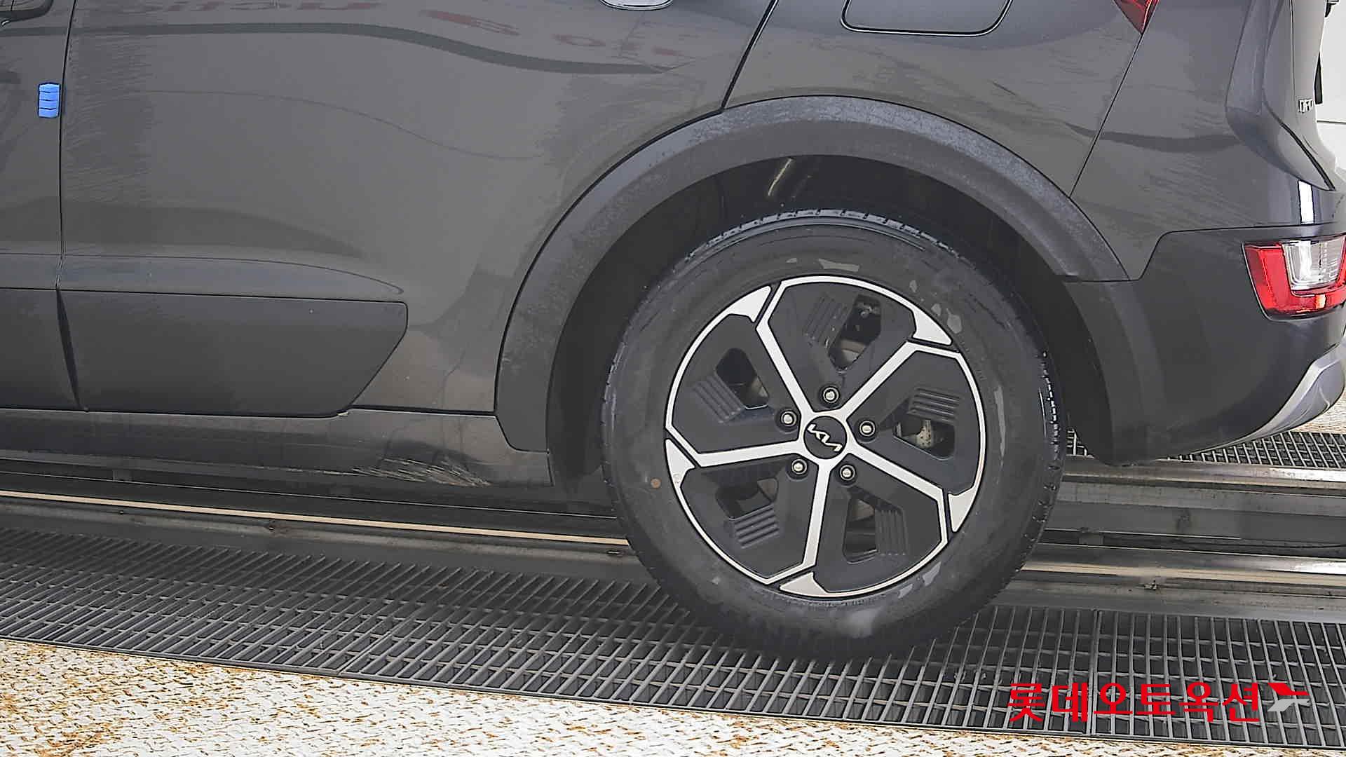 2024 - kia niro