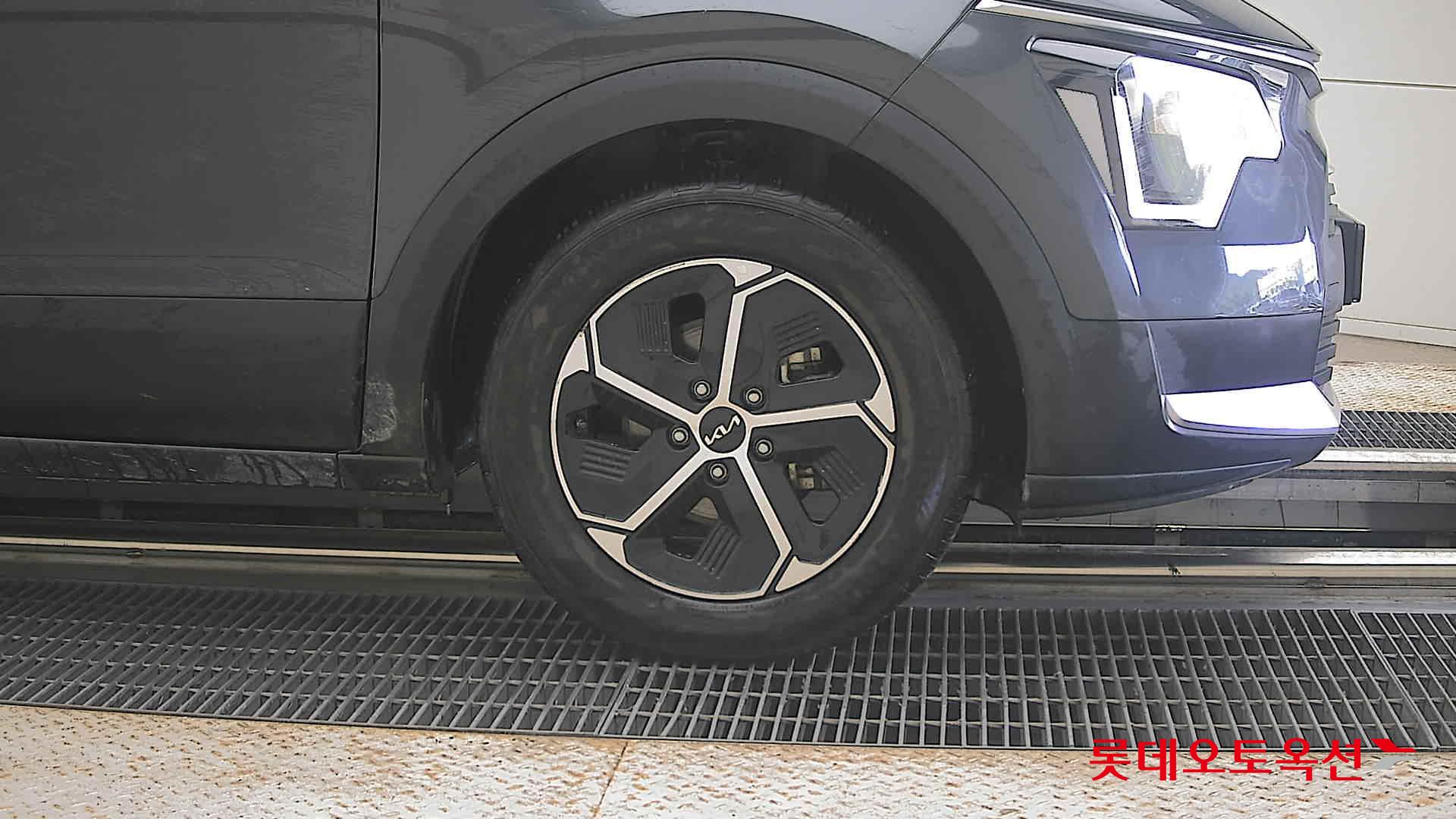 2024 - kia niro