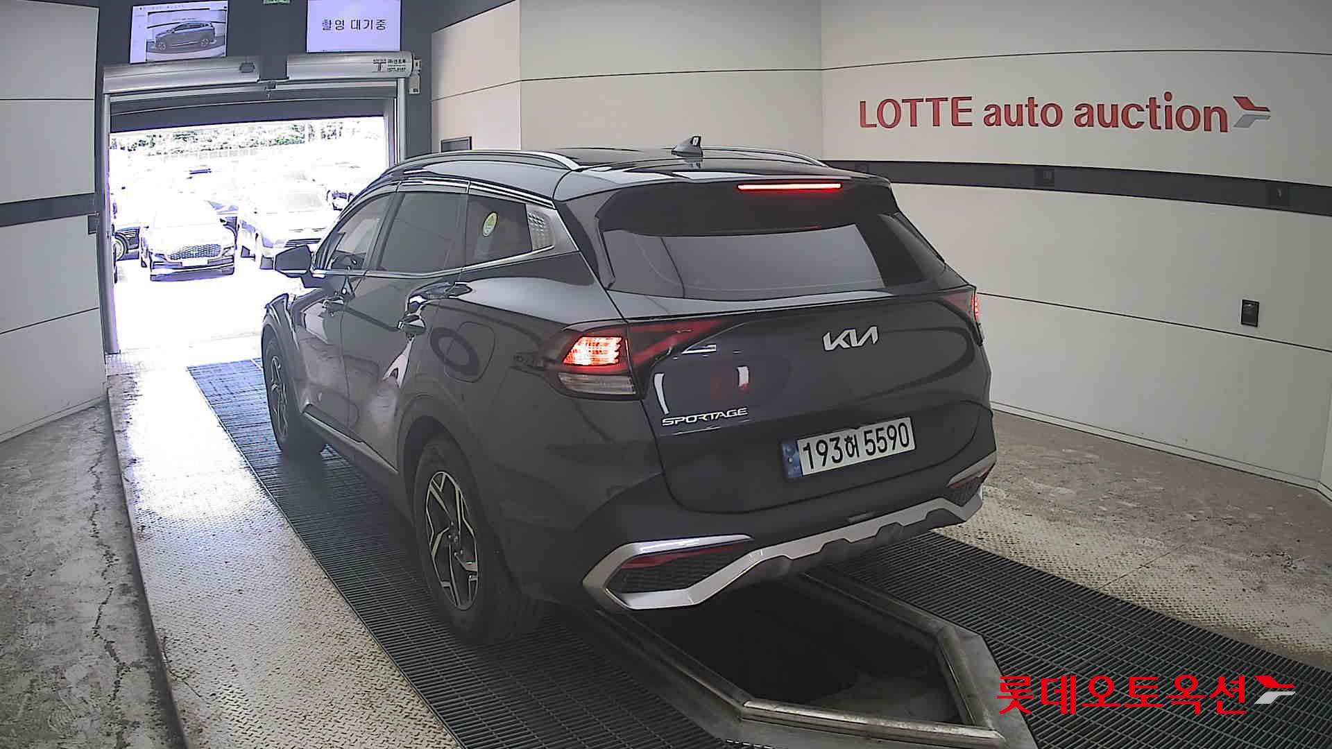 2022 - kia sportage