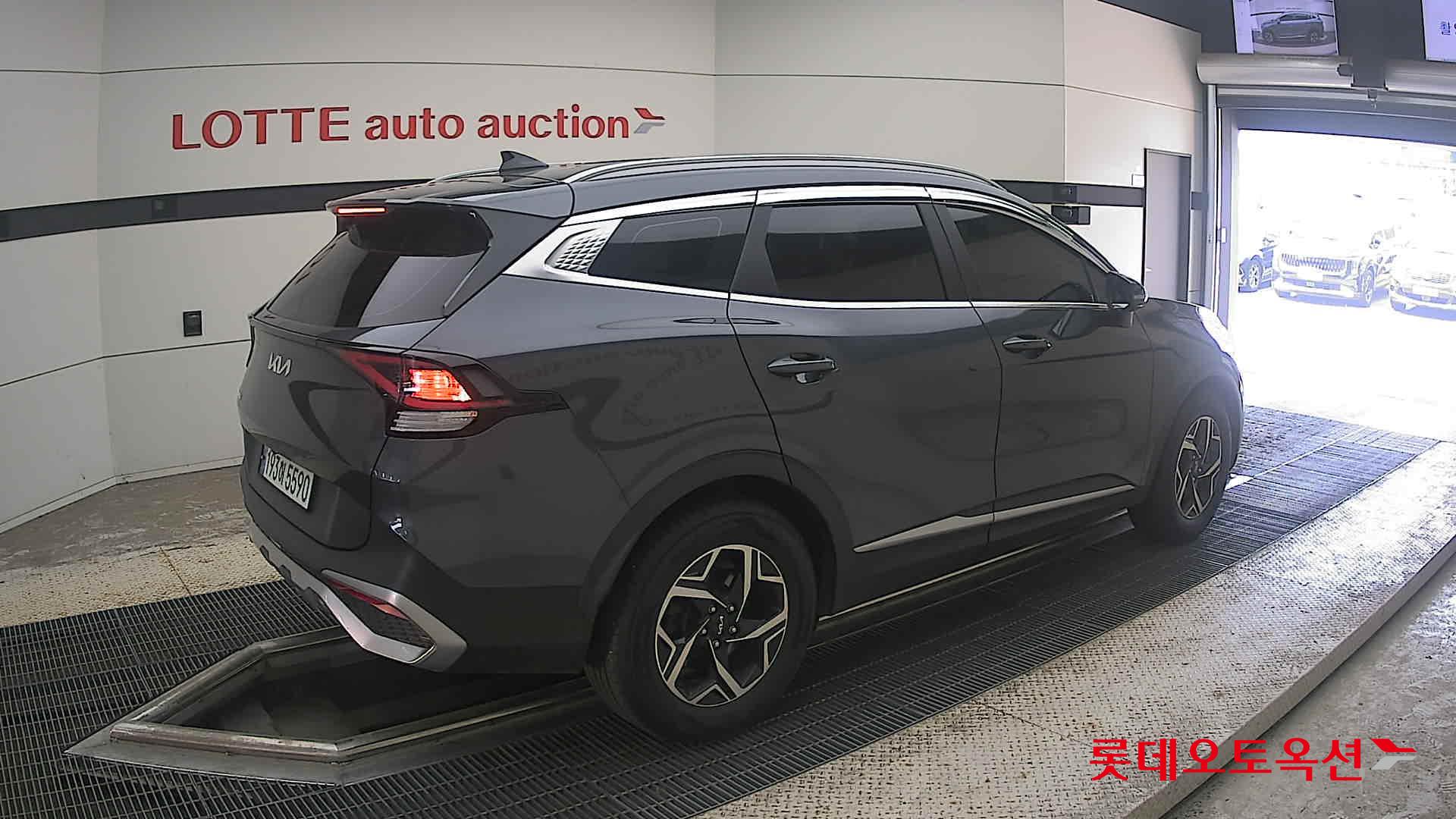 2022 - kia sportage