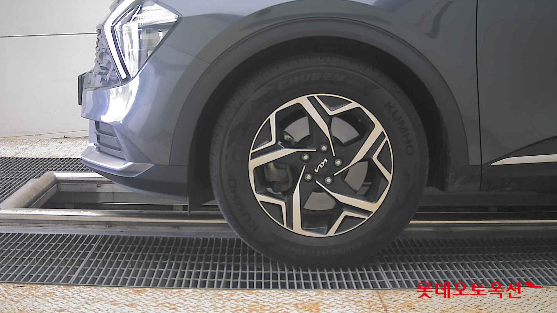2022 - kia sportage