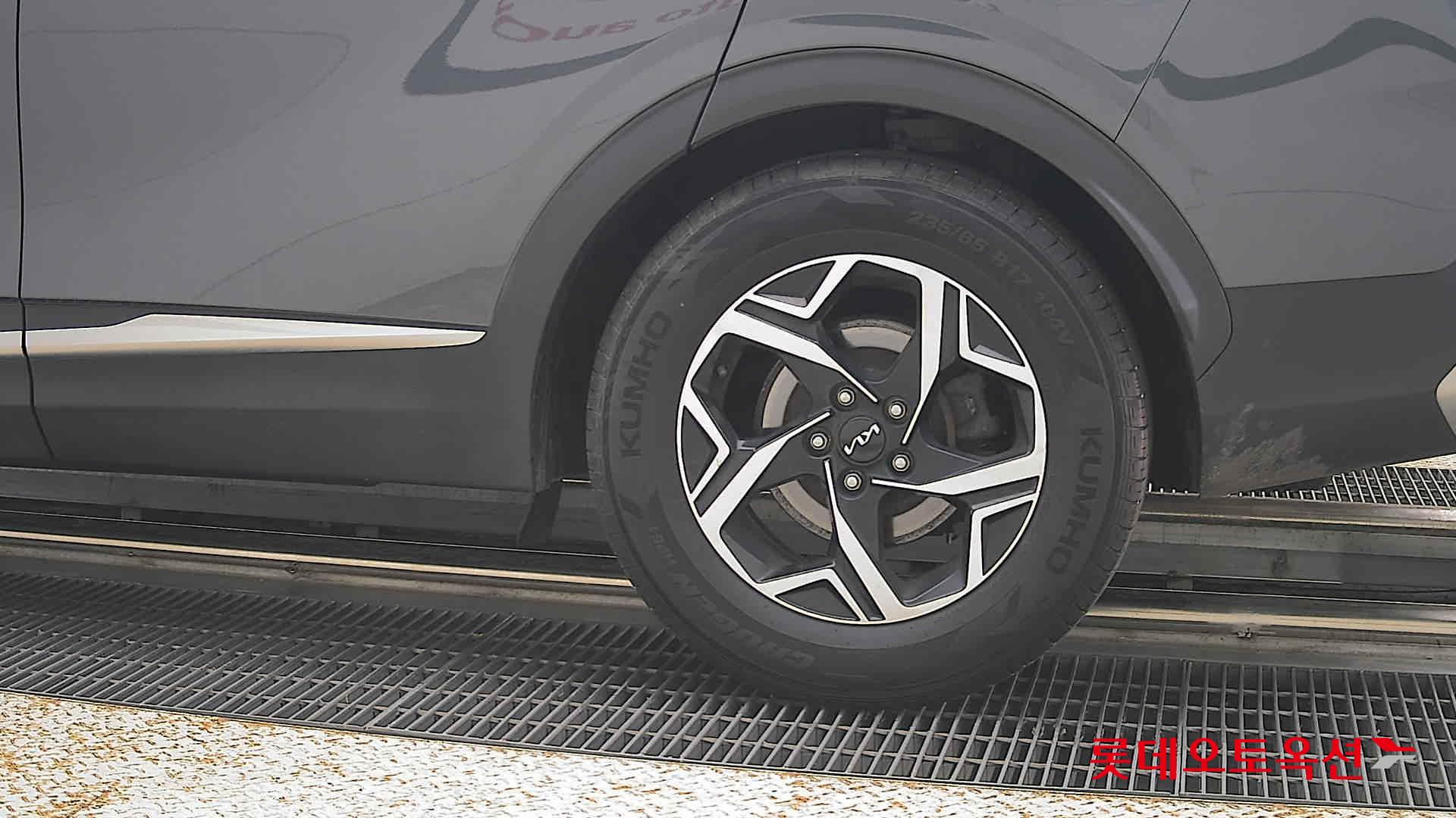 2022 - kia sportage