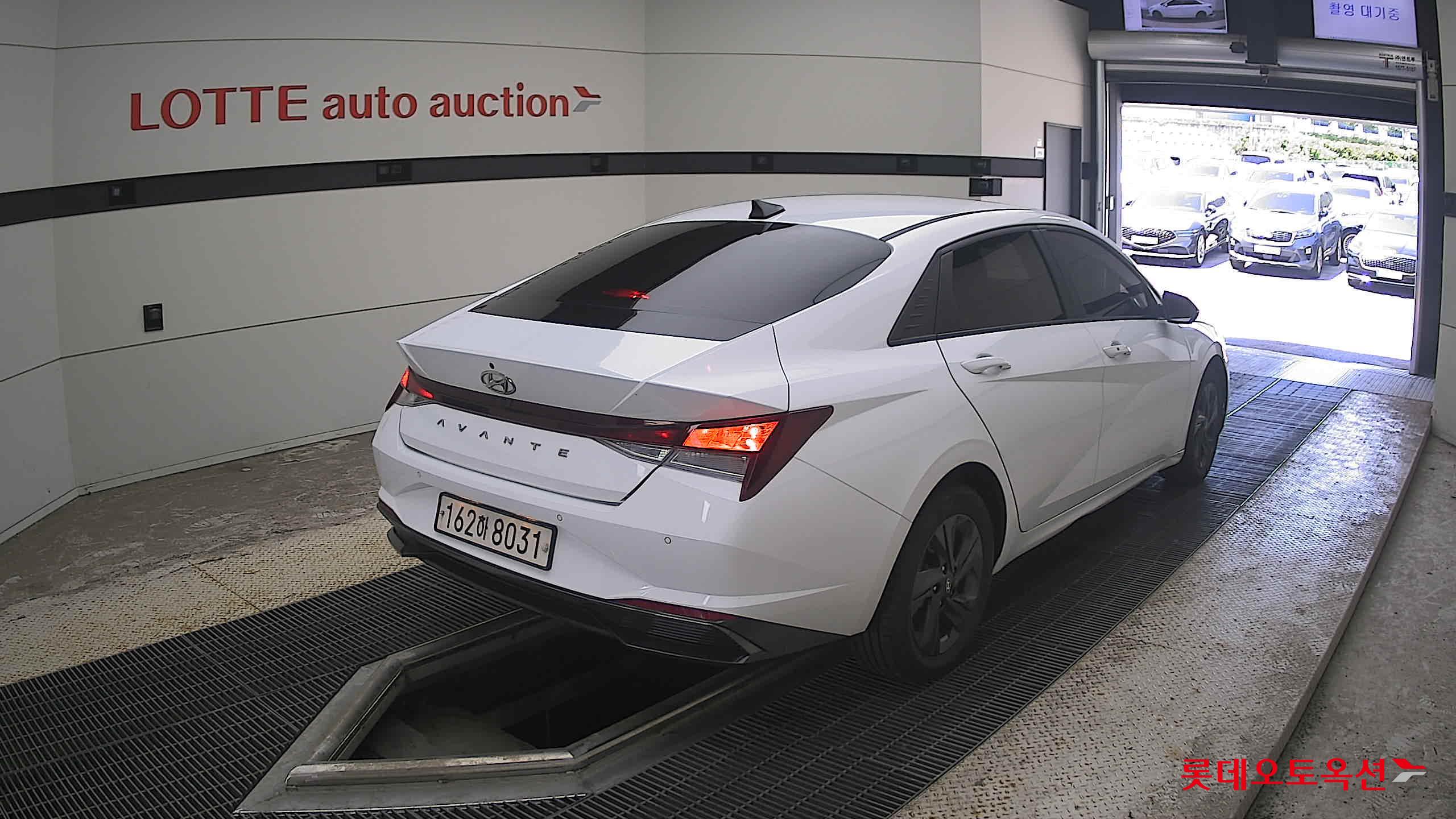 2021 - hyundai avante