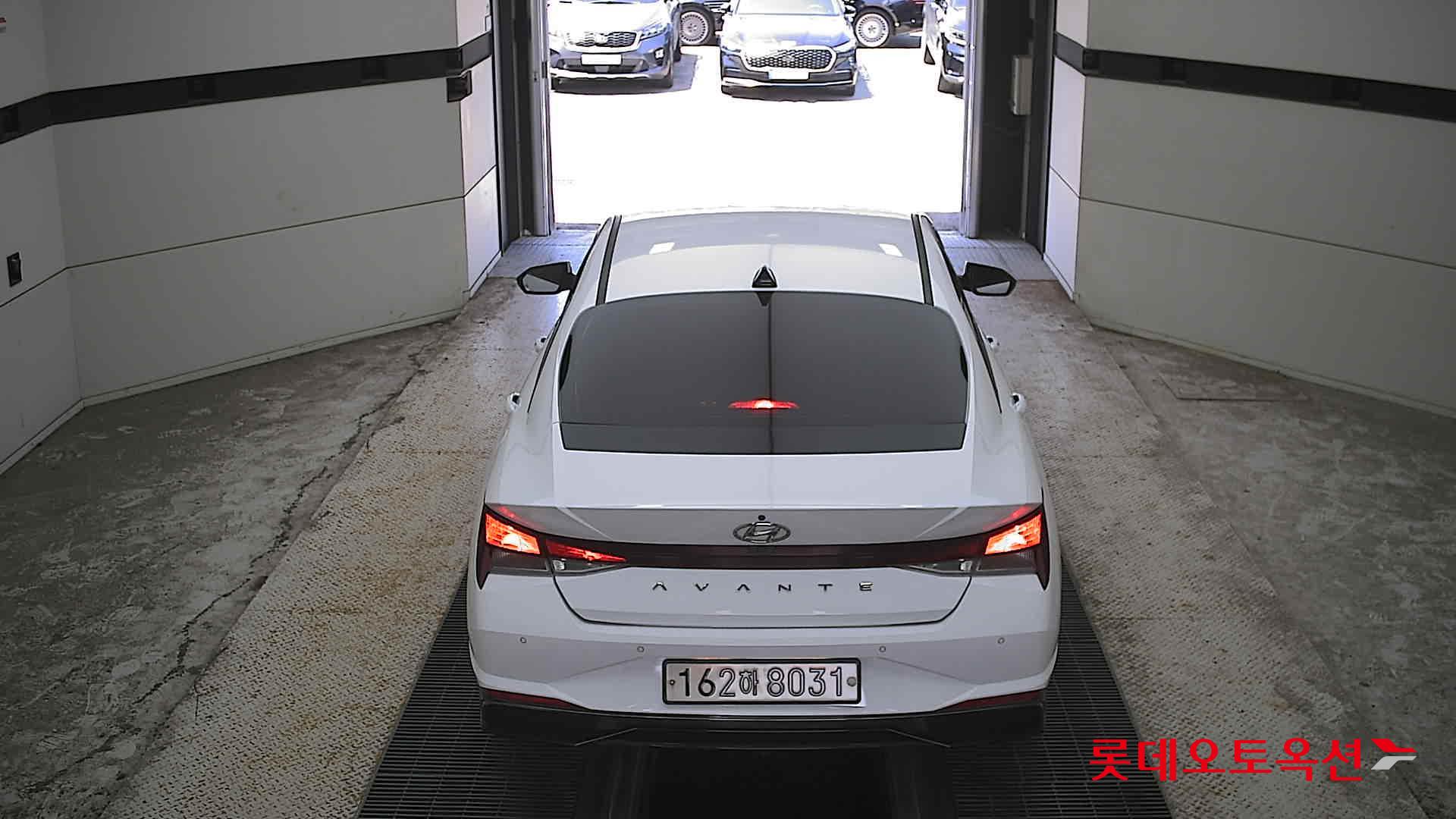 2021 - hyundai avante