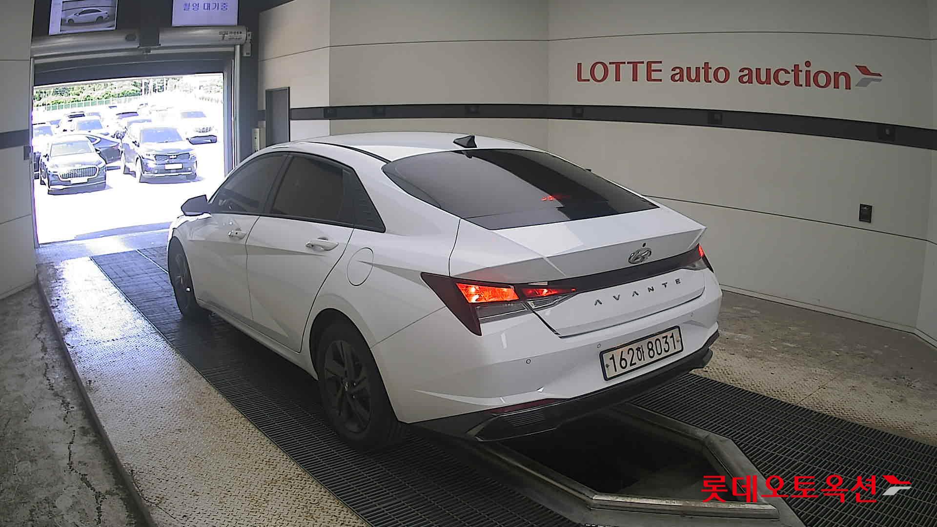 2021 - hyundai avante