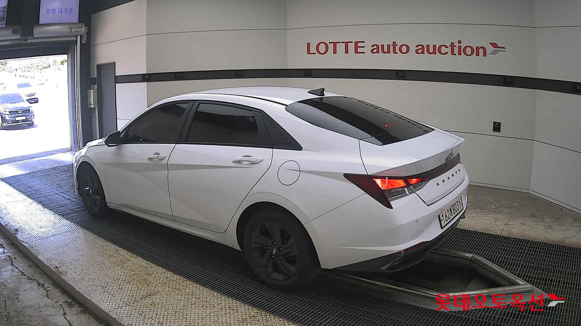 2021 - hyundai avante