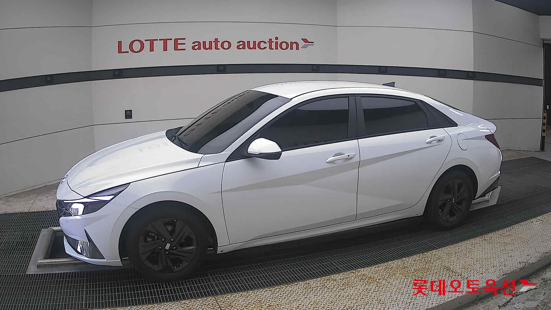 2021 - hyundai avante