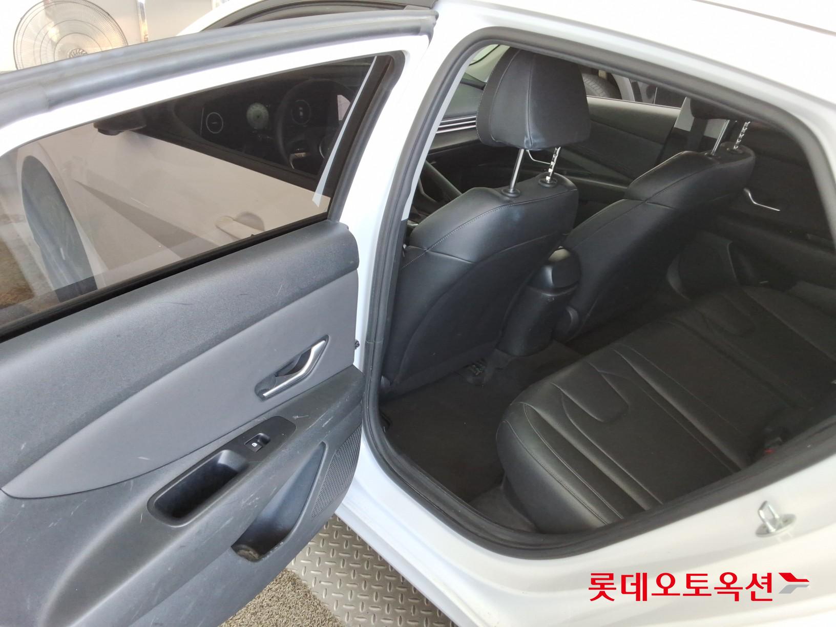 2021 - hyundai avante