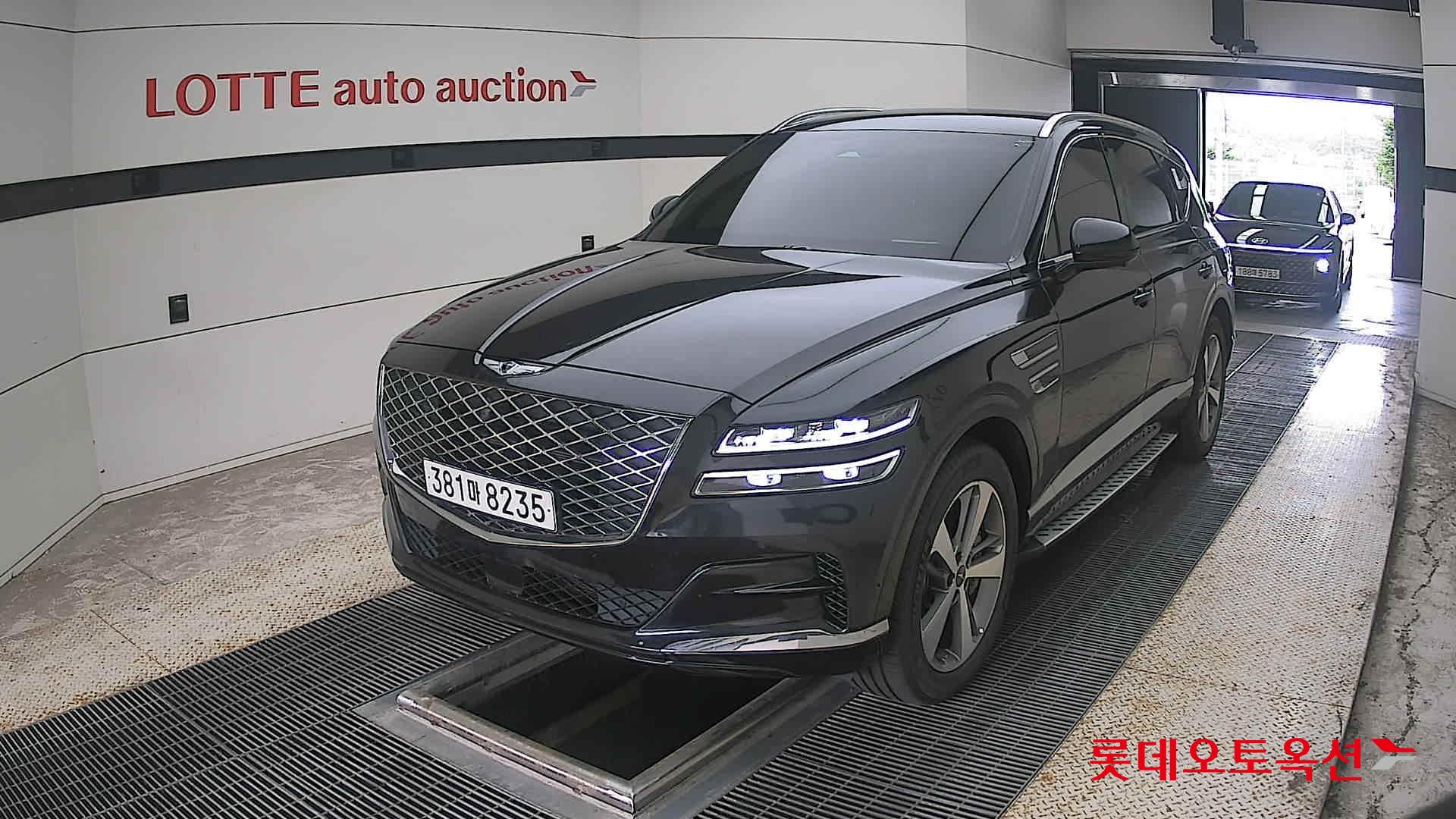 2022 - genesis gv80