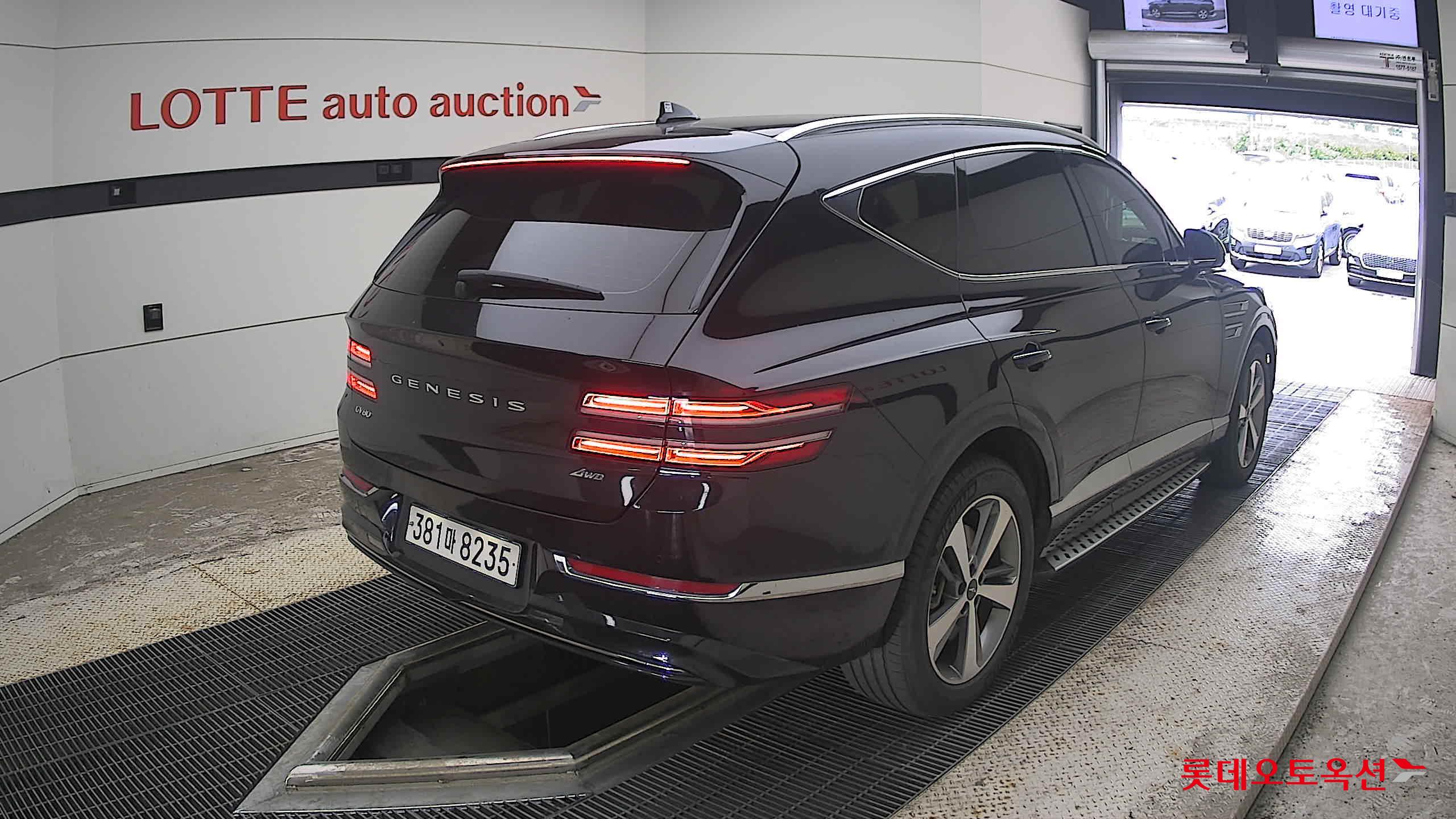 2022 - genesis gv80