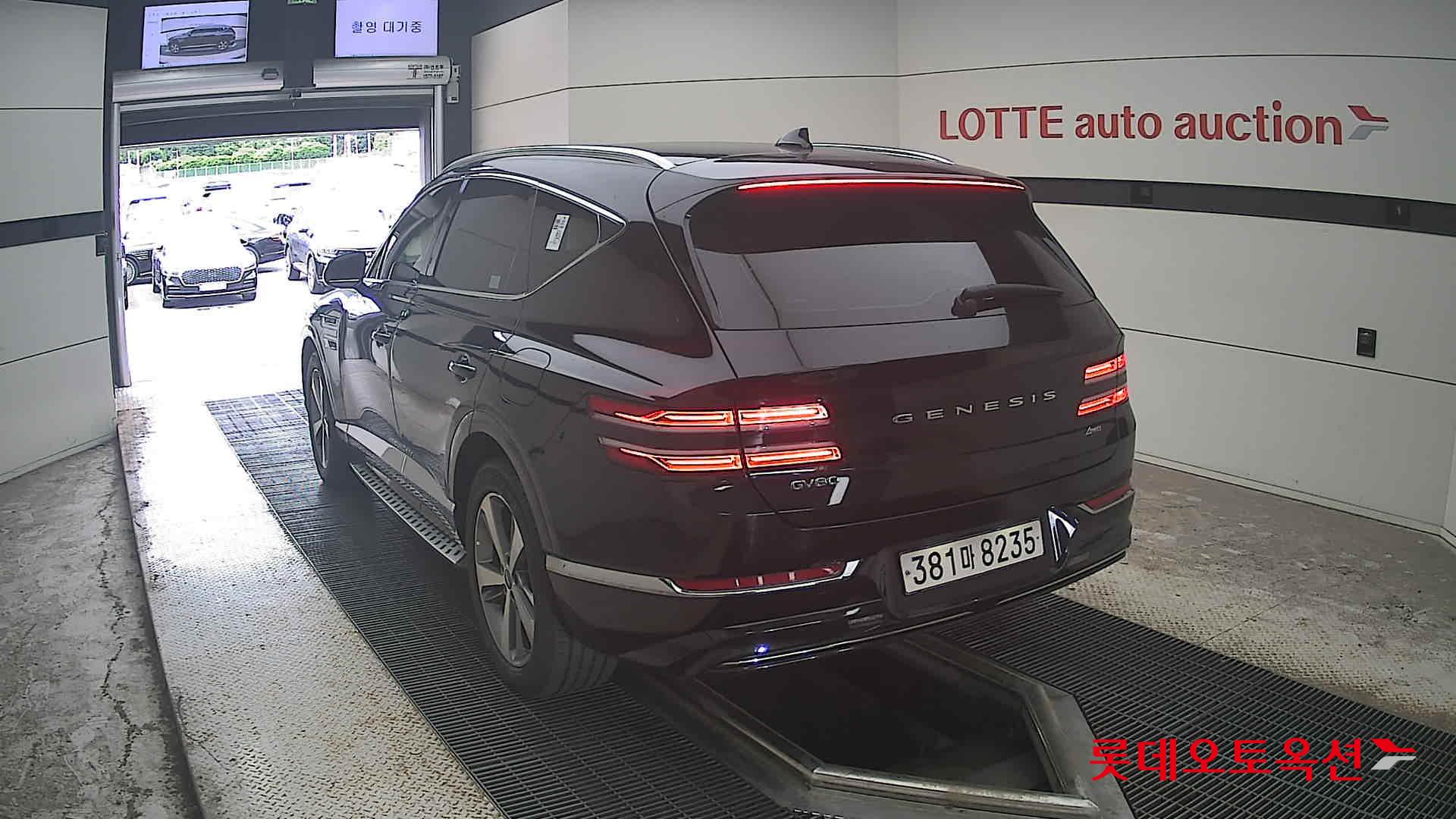 2022 - genesis gv80