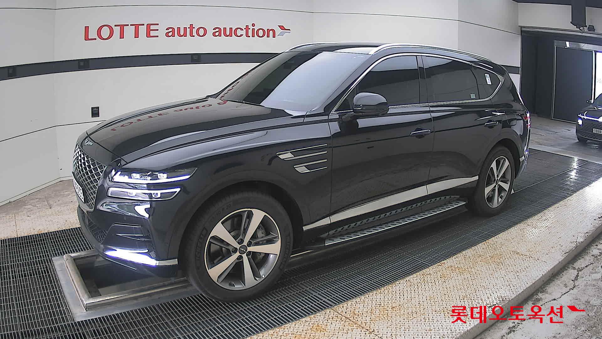 2022 - genesis gv80
