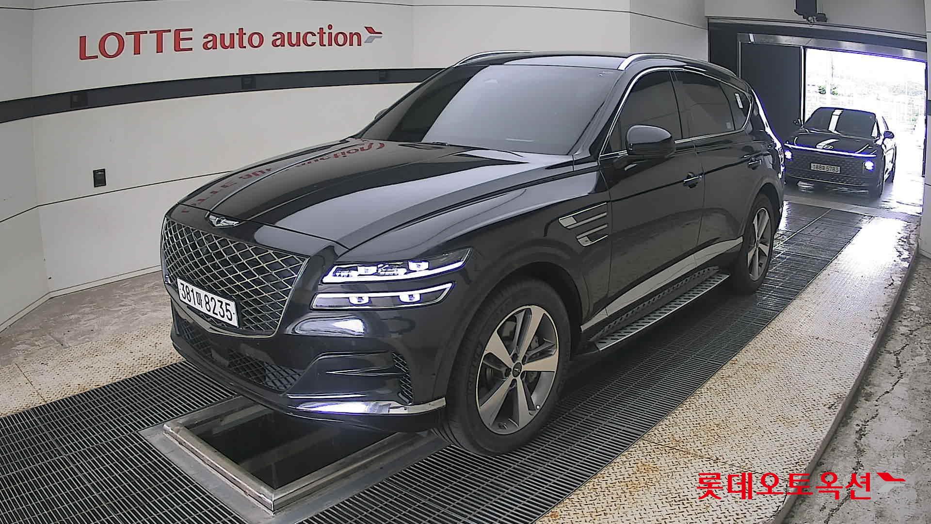 2022 - genesis gv80