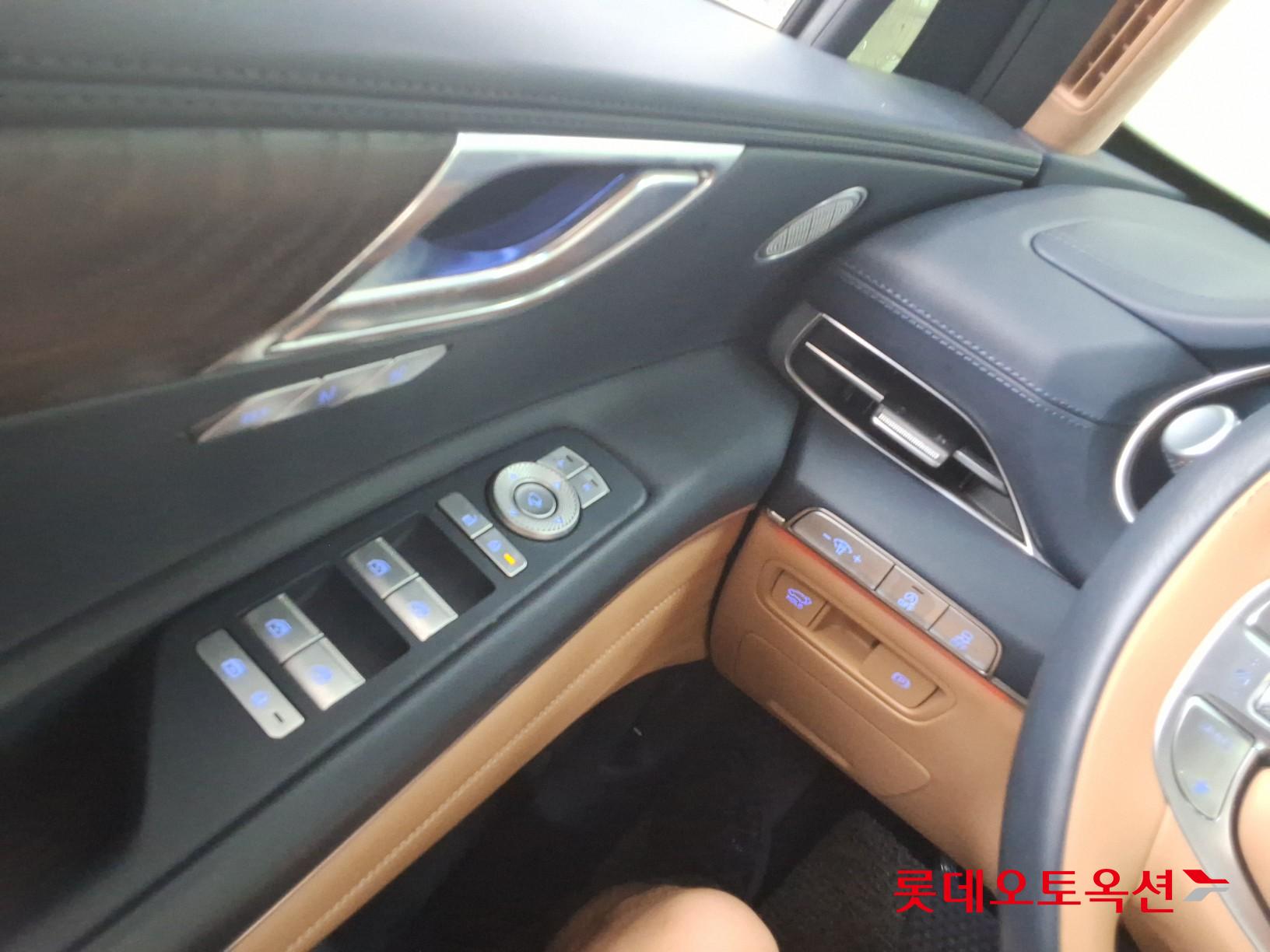 2022 - genesis gv80