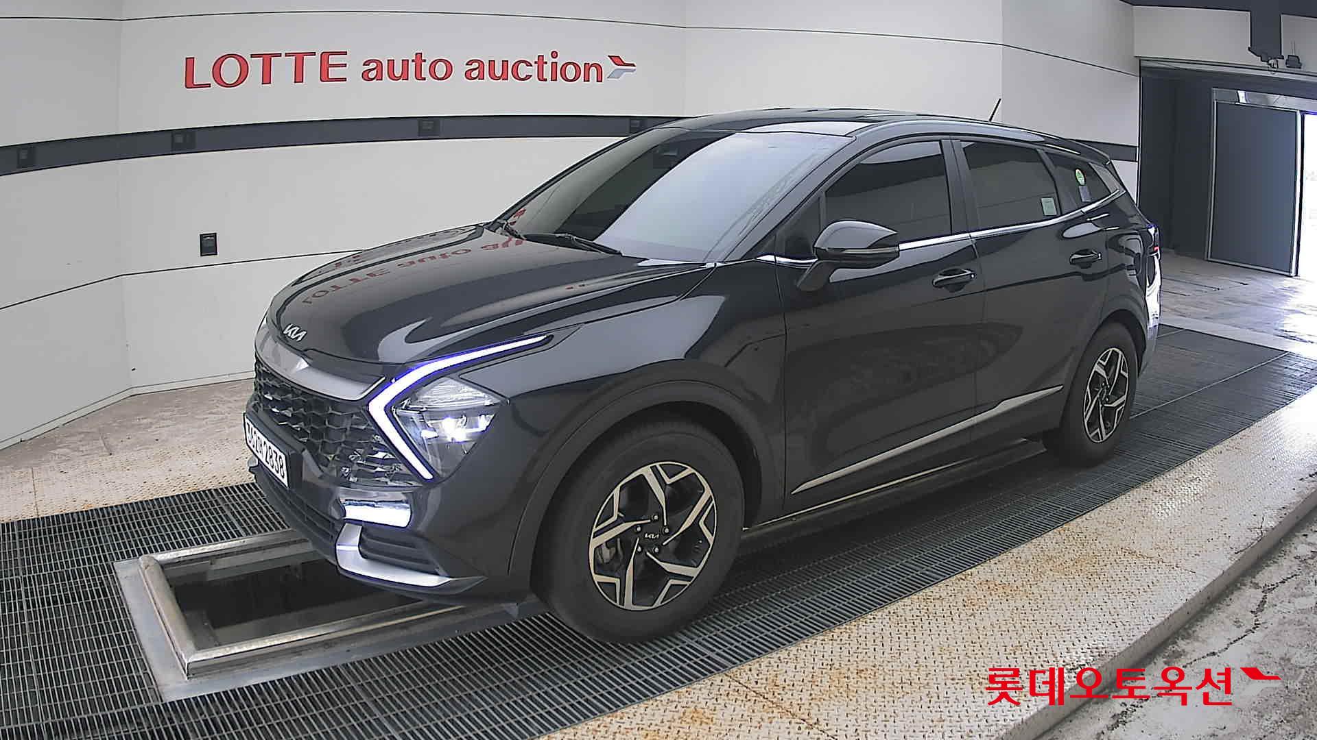 2023 - kia sportage