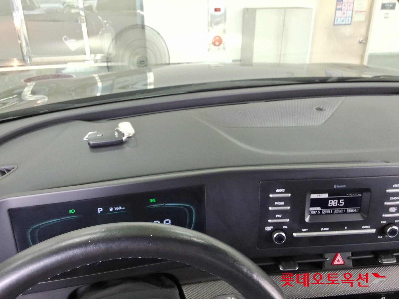 2023 - kia sportage