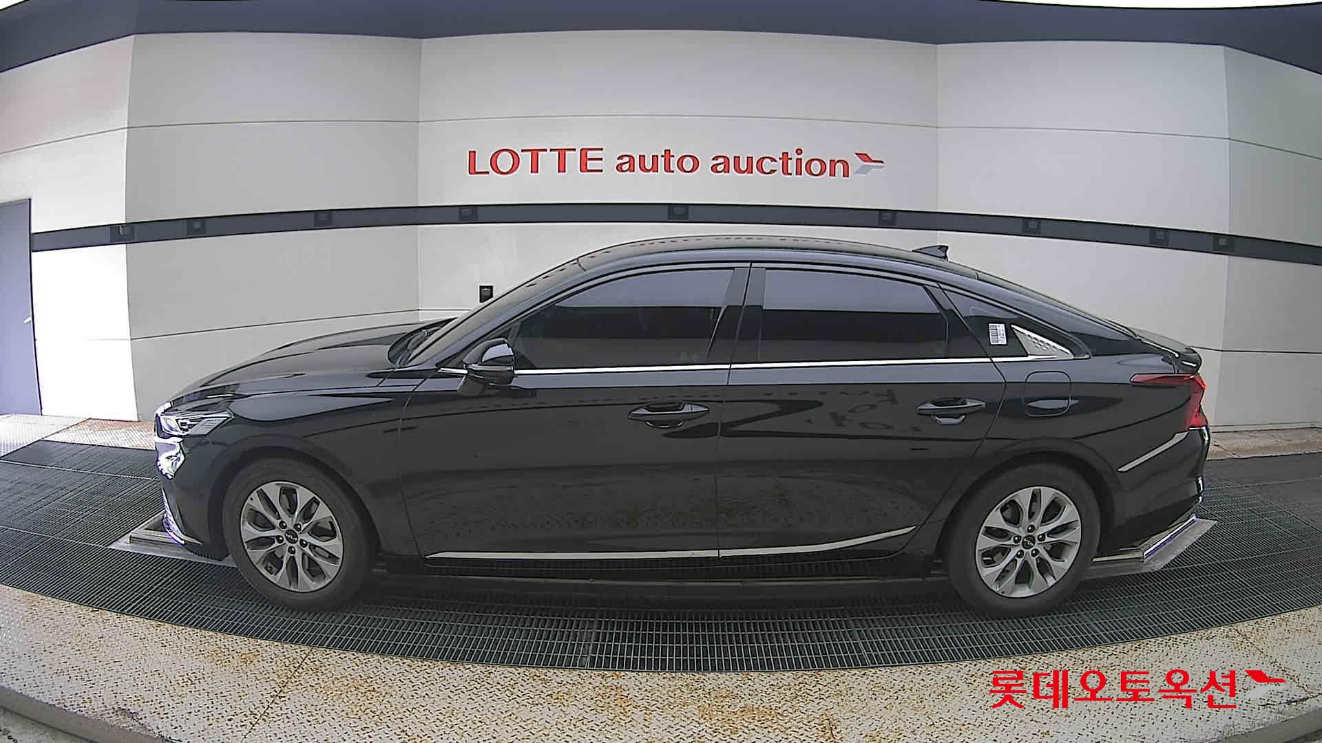 2022 - kia k8
