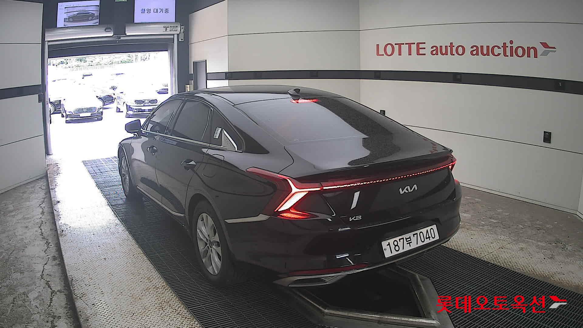 2022 - kia k8