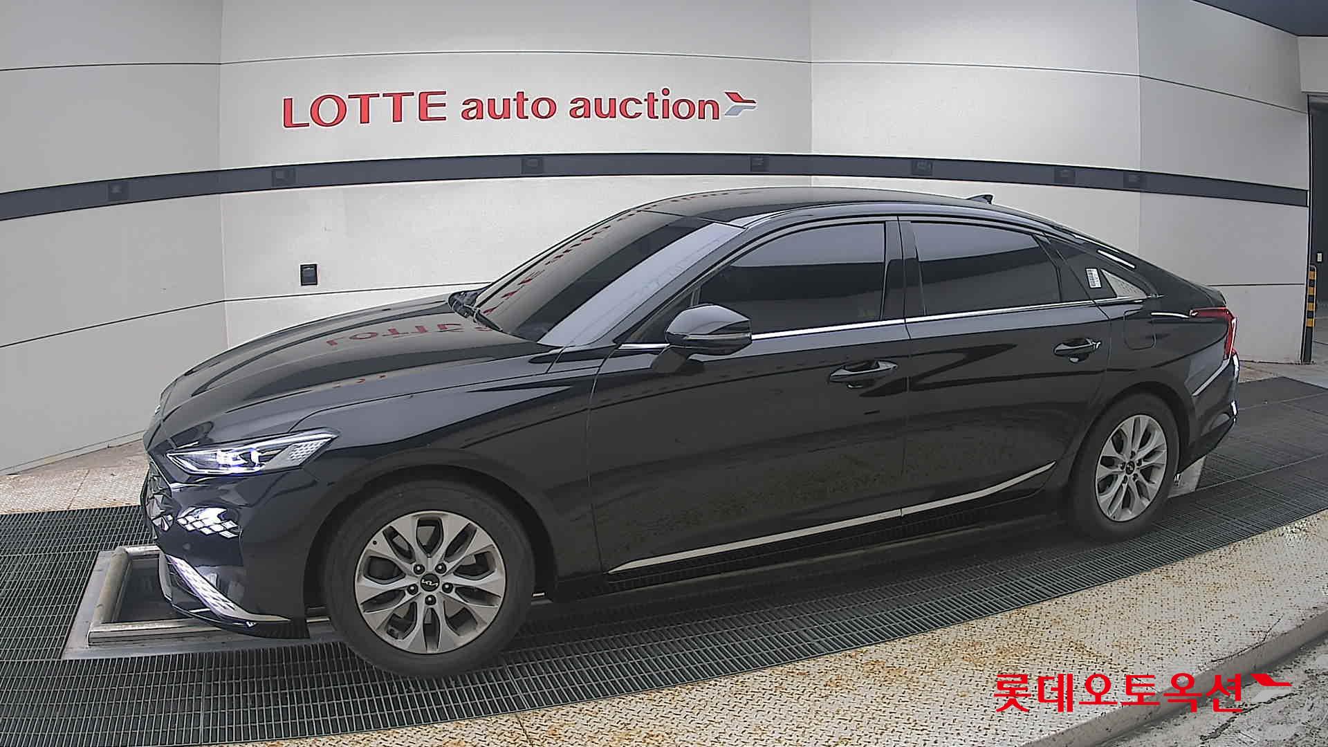 2022 - kia k8