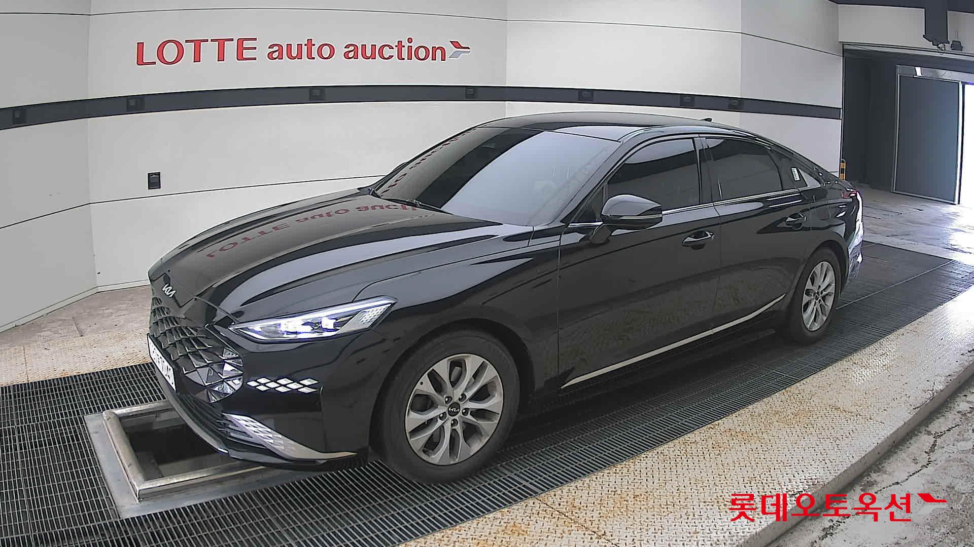 2022 - kia k8