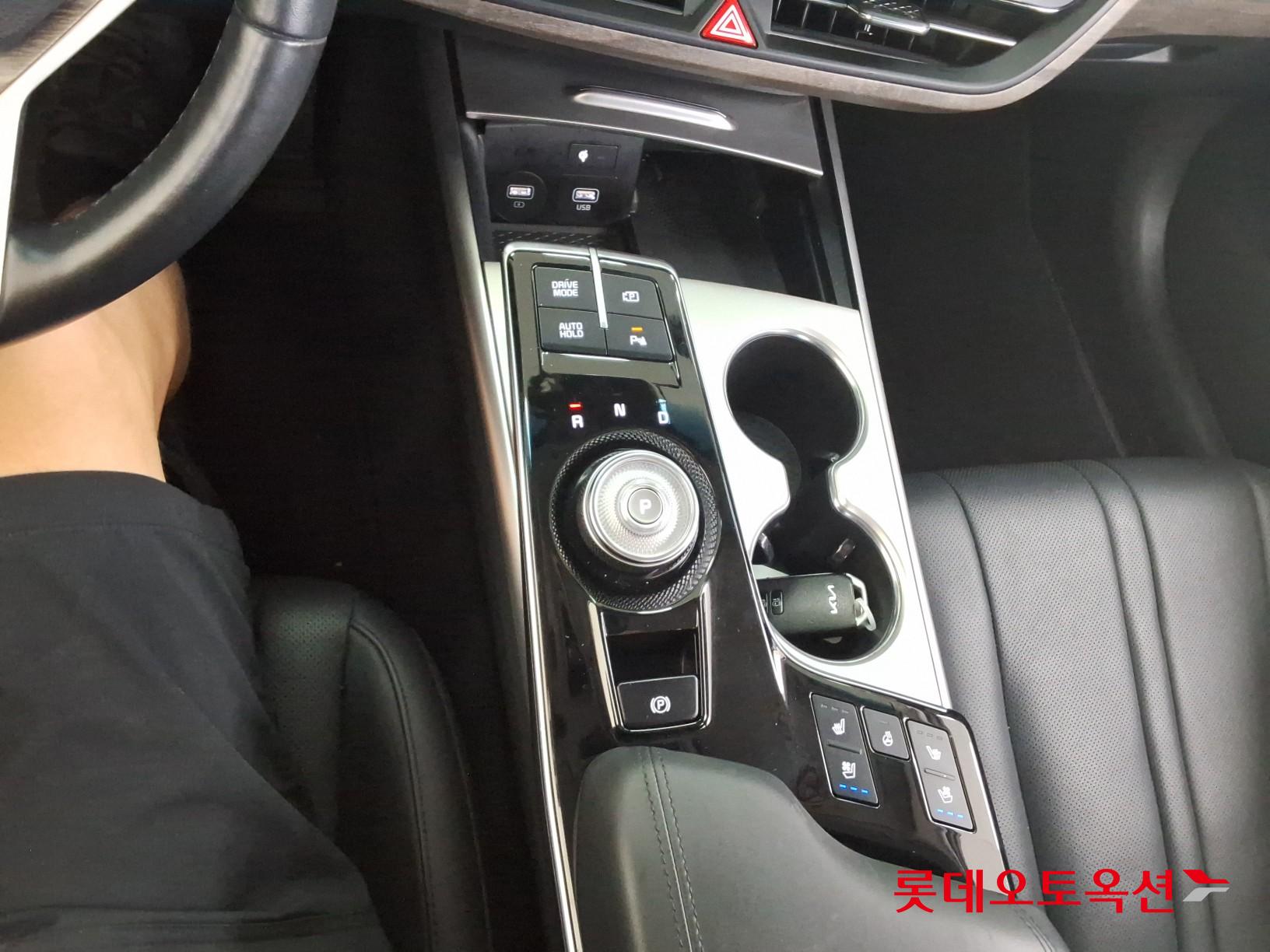 2022 - kia k8