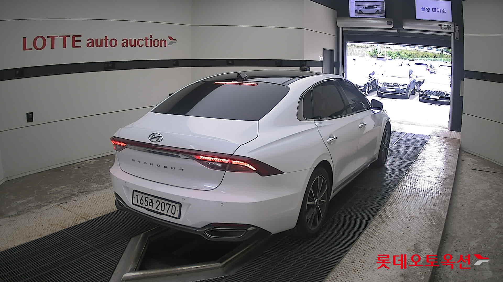 2022 - hyundai grandeur