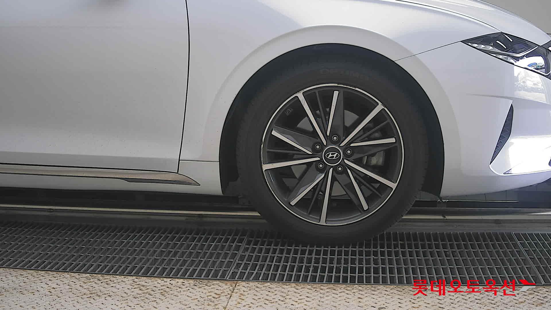 2022 - hyundai grandeur