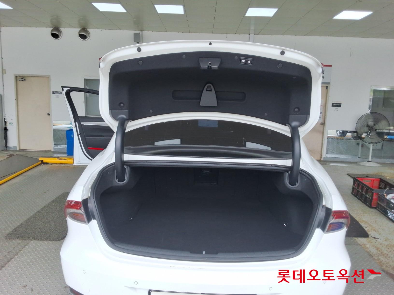 2022 - hyundai grandeur
