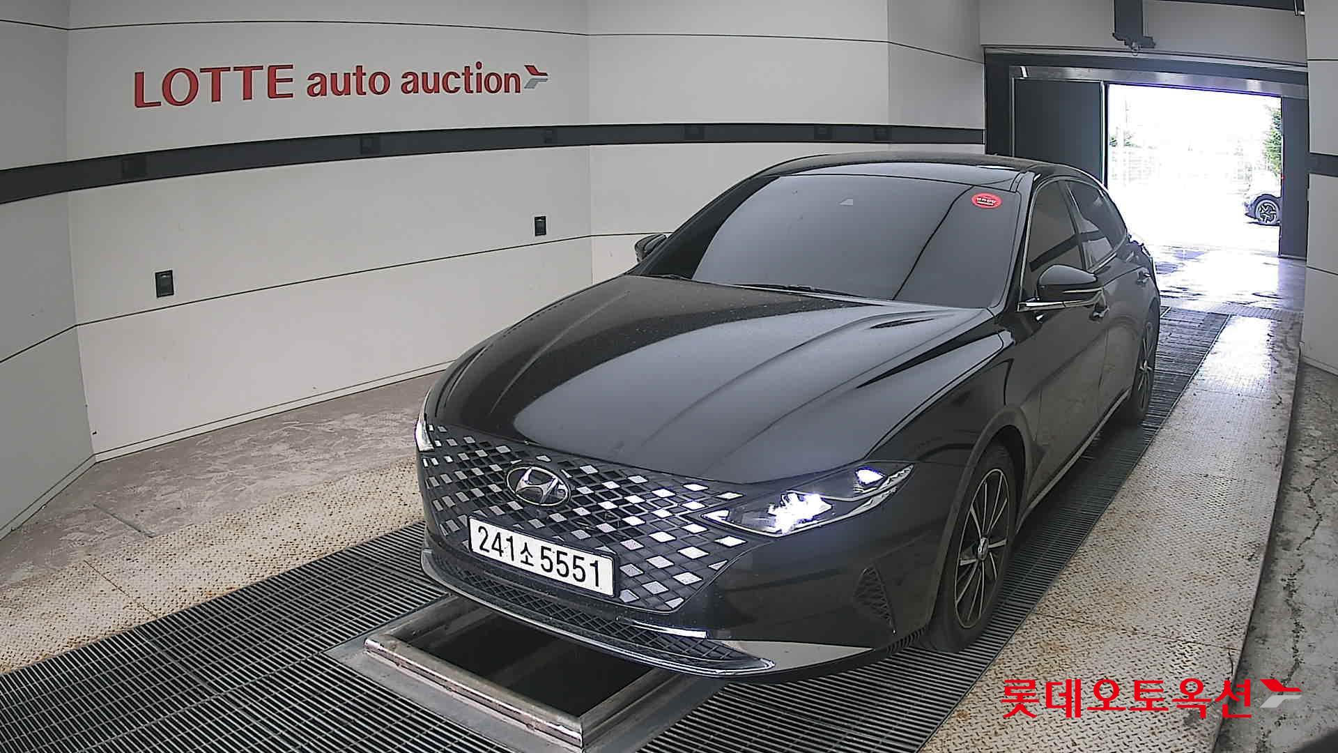 2022 - hyundai grandeur