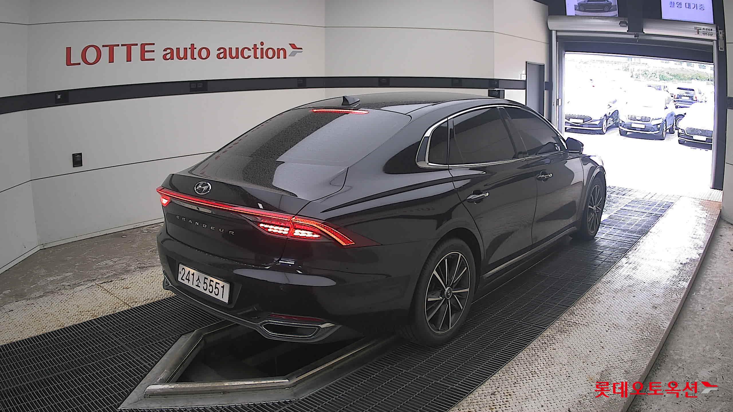 2022 - hyundai grandeur