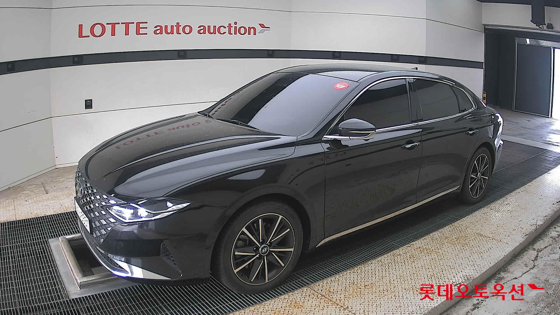 2022 - hyundai grandeur