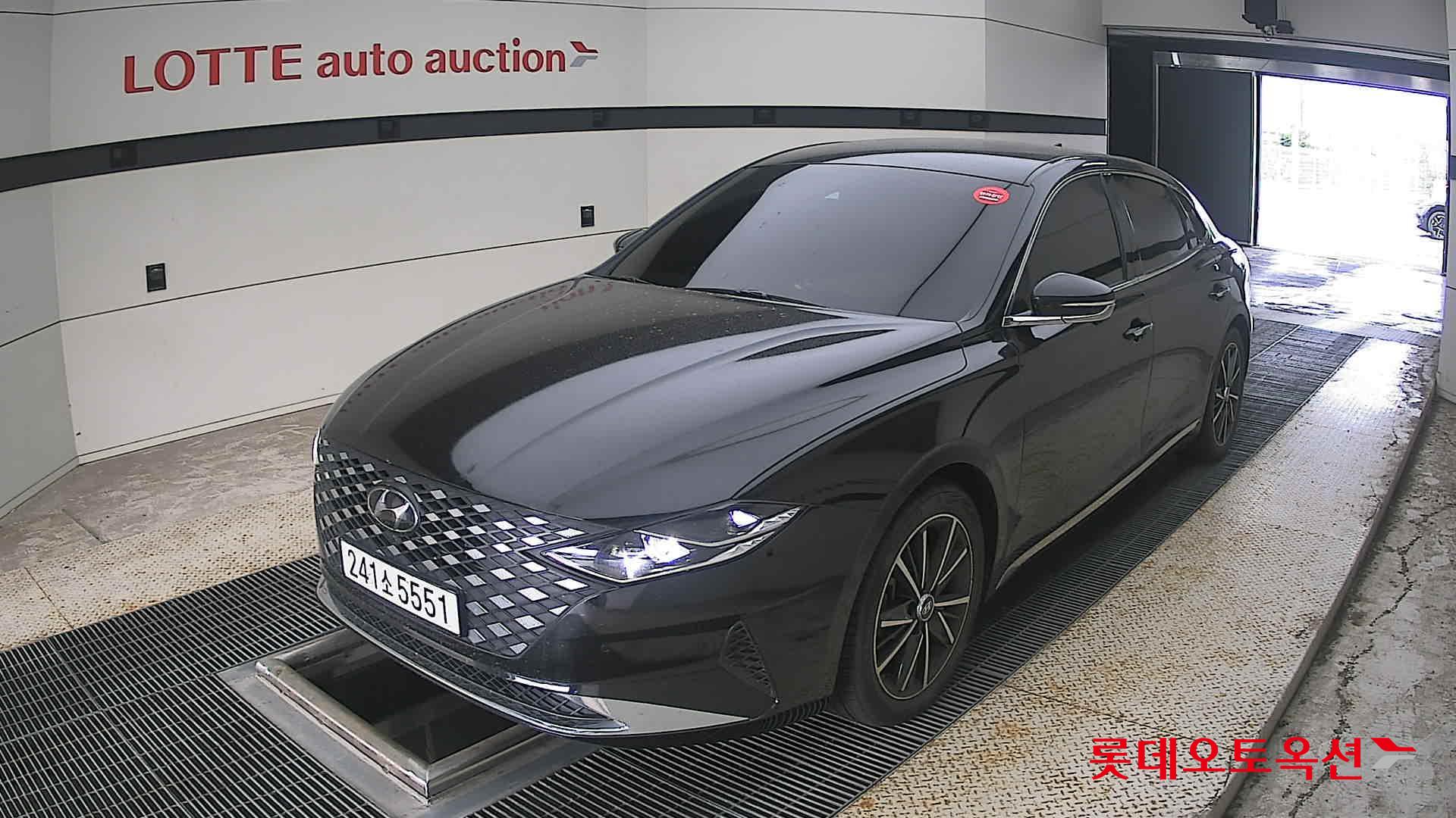 2022 - hyundai grandeur