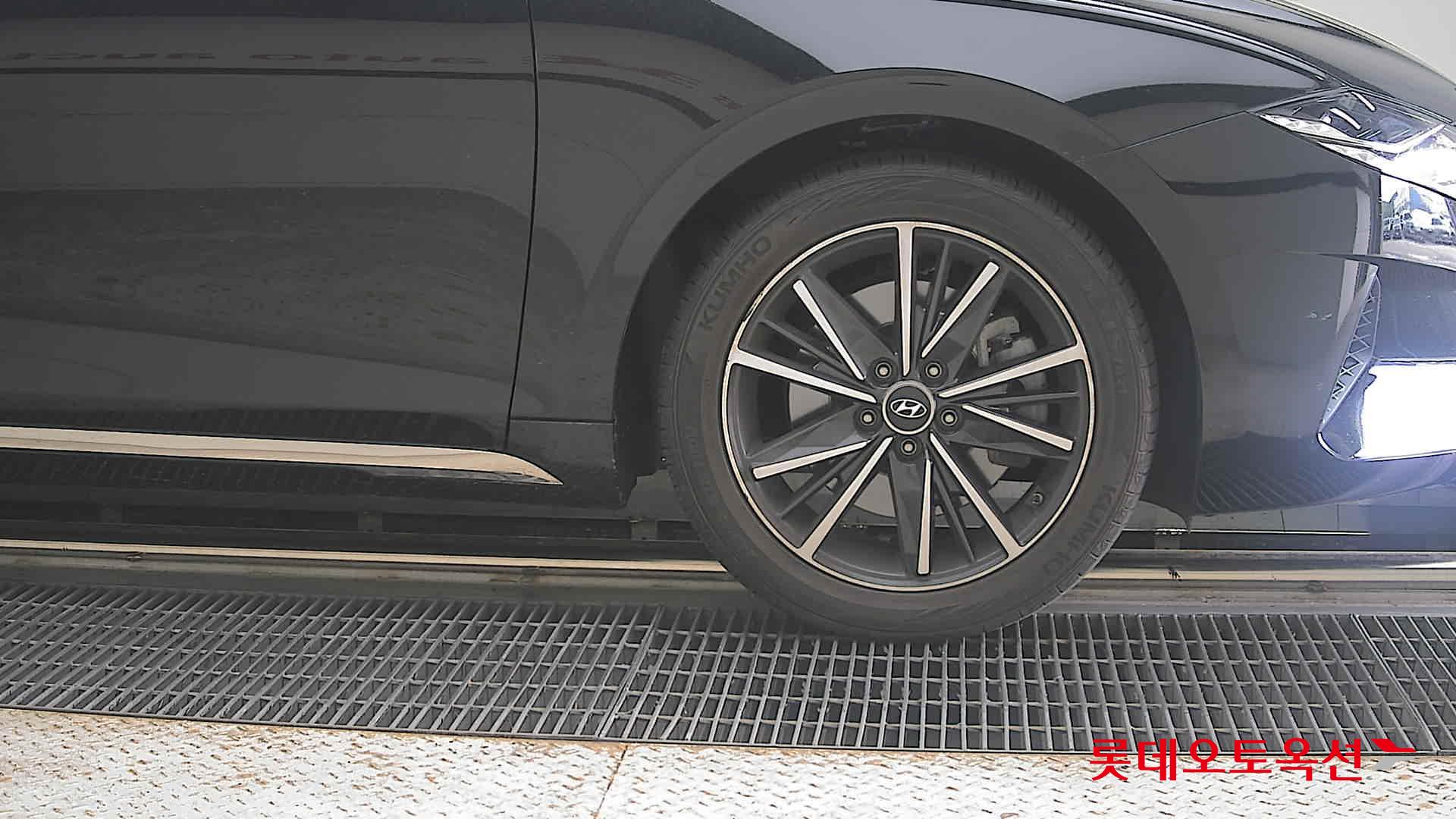 2022 - hyundai grandeur