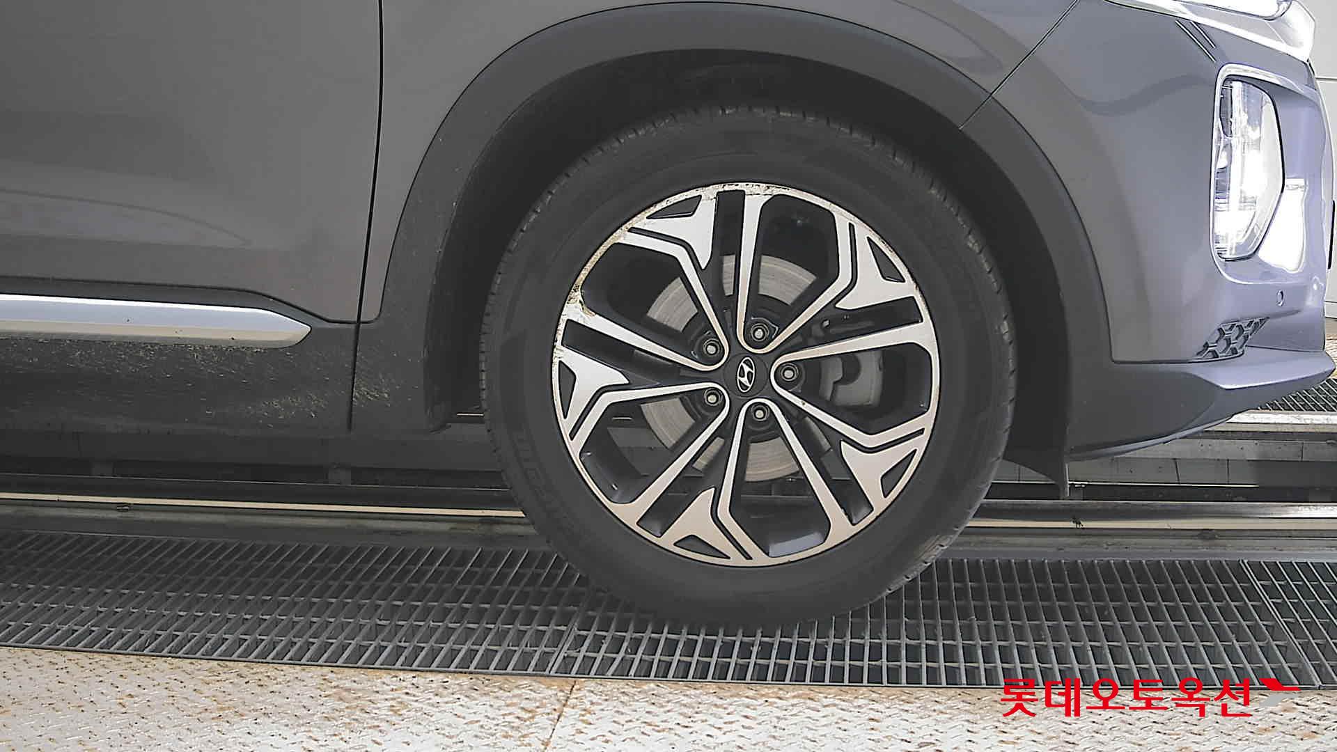 2020 - hyundai santafe