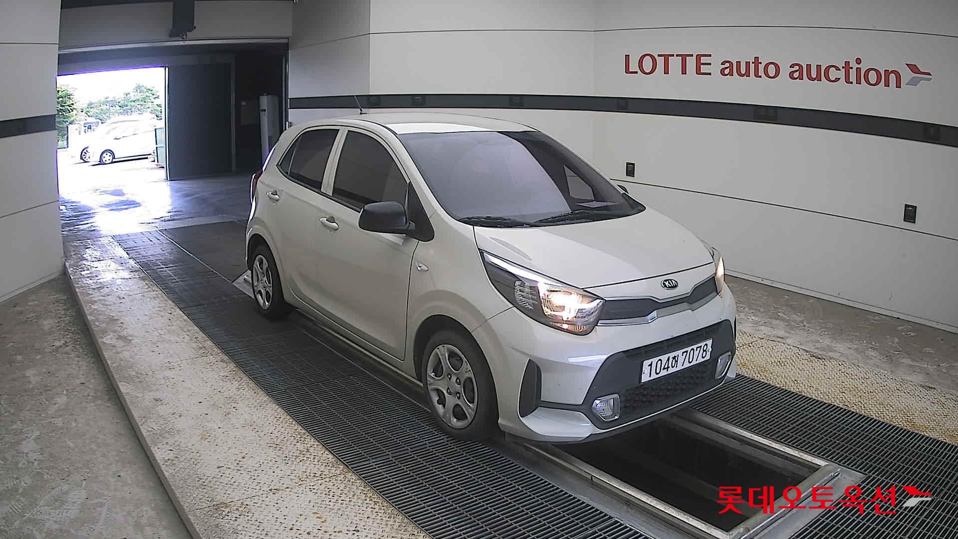 2021 - kia morning