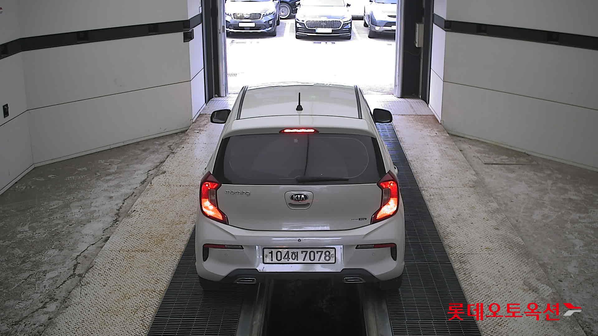 2021 - kia morning