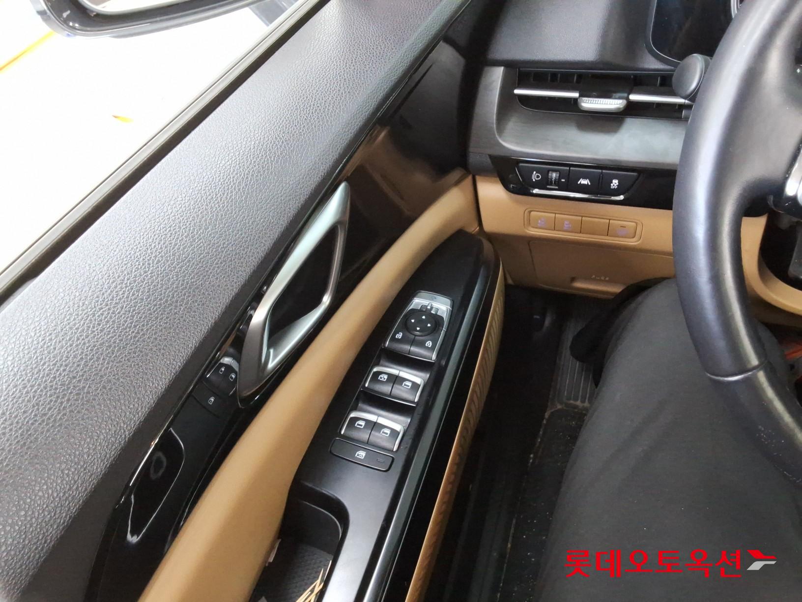 2021 - kia carnival