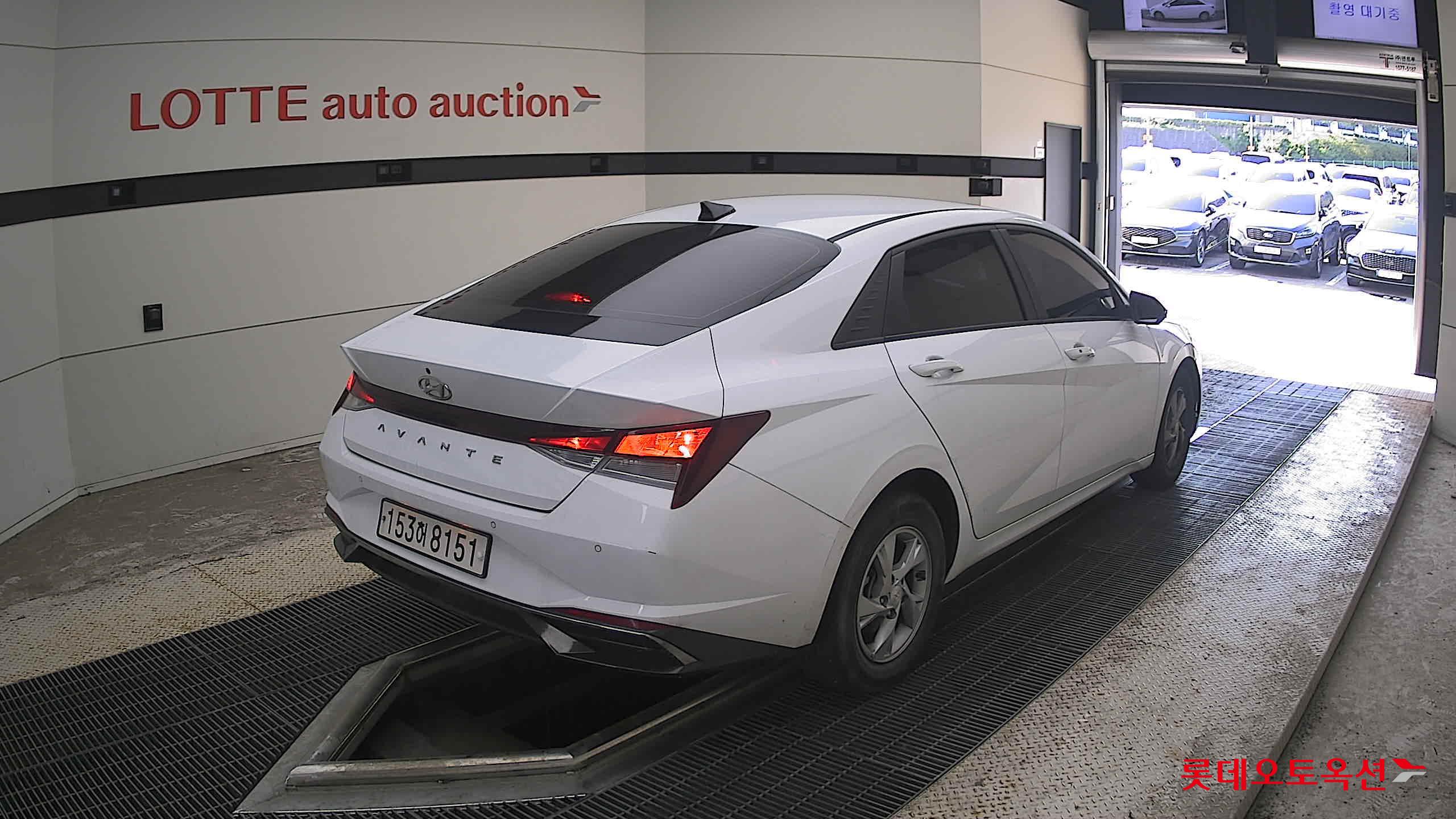 2021 - hyundai avante