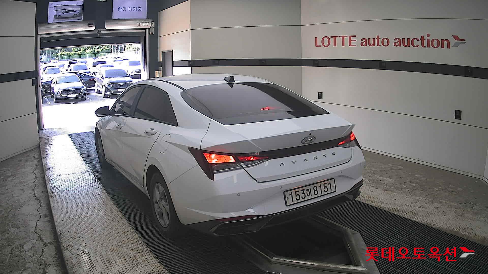 2021 - hyundai avante